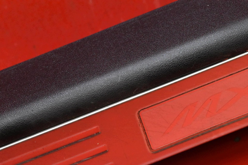 moulding threshold left front CHROM NE5168720 MAZDA MX-5 III NC 05-08