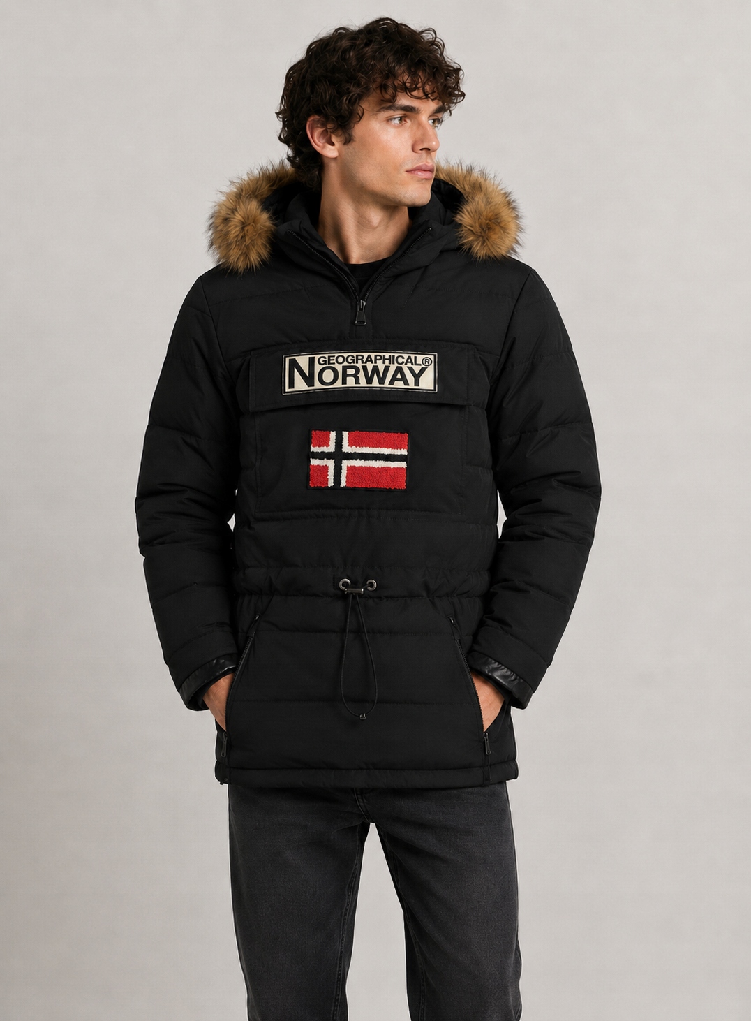 Geographical Norway Černá Prošívaná Bunda S Kapucí A Kožešinou, Velikost XL 7BA