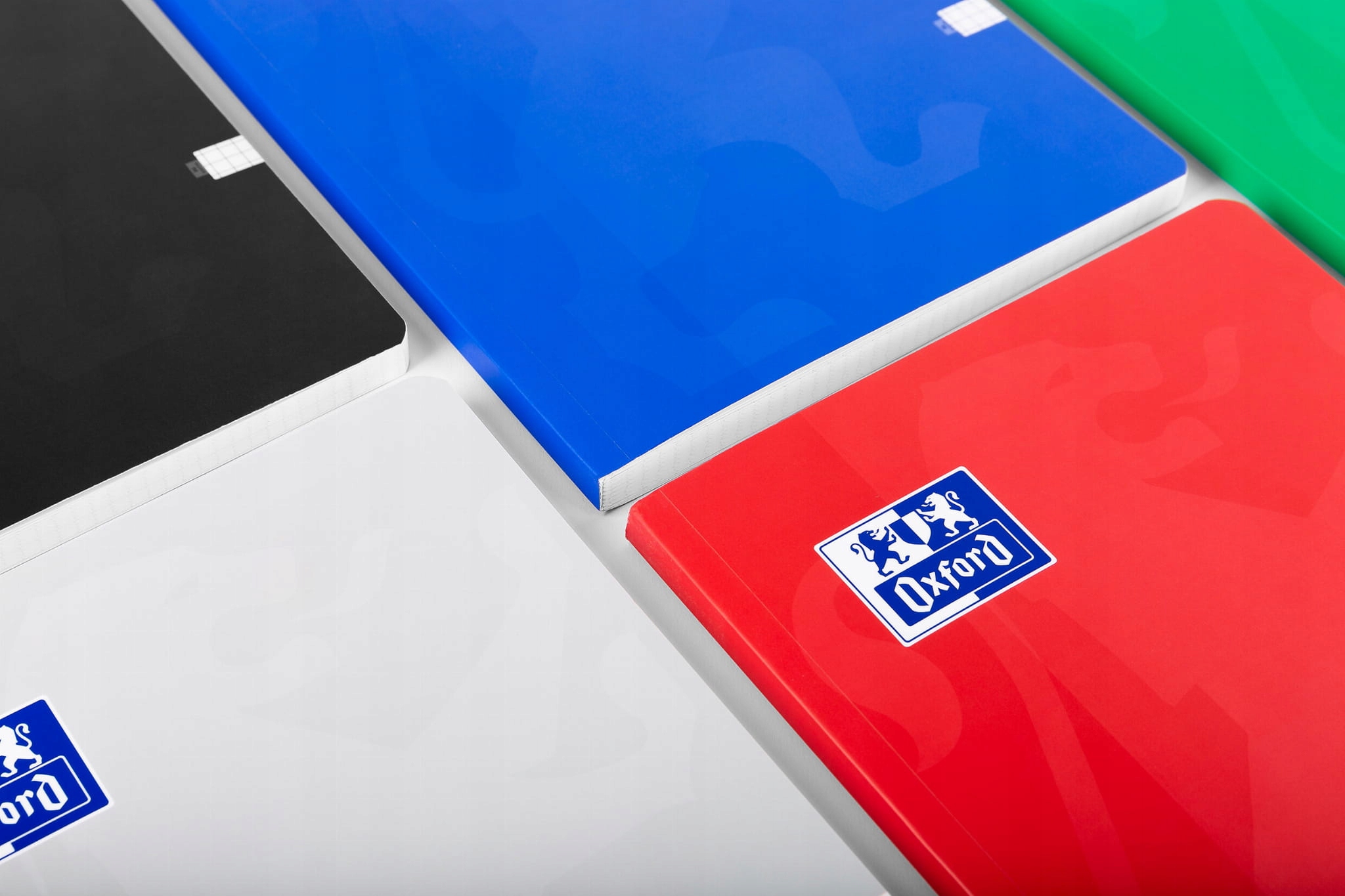 ZESZYT A4/60K OXFORD LINIA Z MARGINESEM LAMINOWANA OKŁADKA TOUCH Kod producenta 400106157