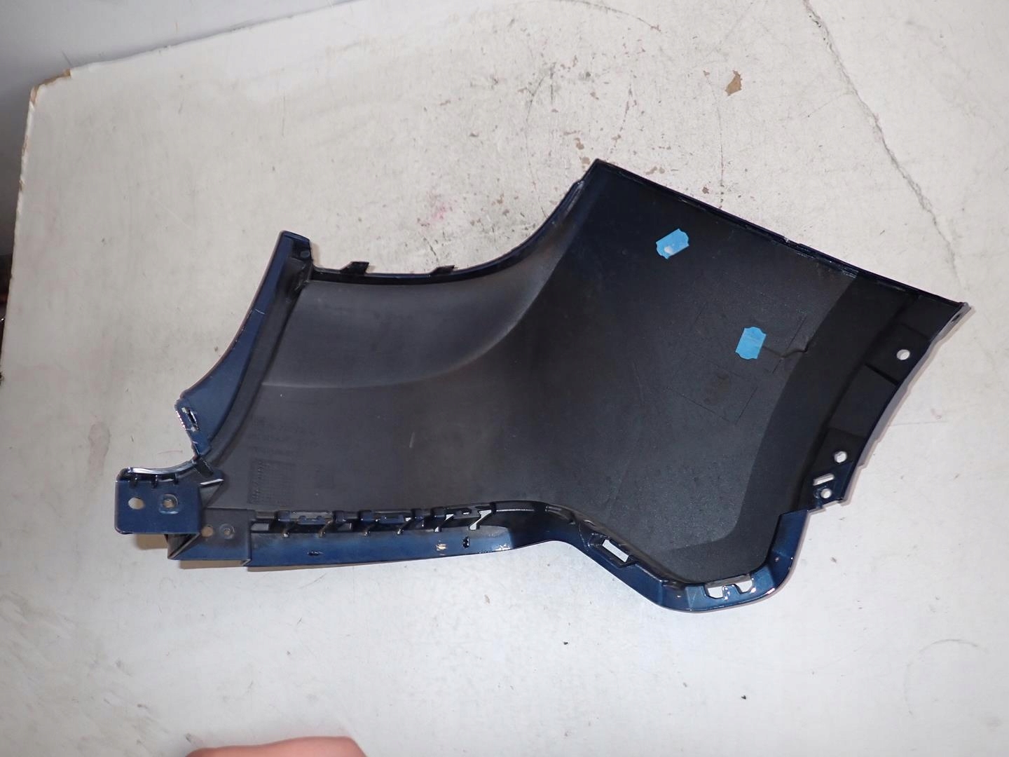 Ecke der Stoßstange links heck OPEL MOKKA 2012- 95352037