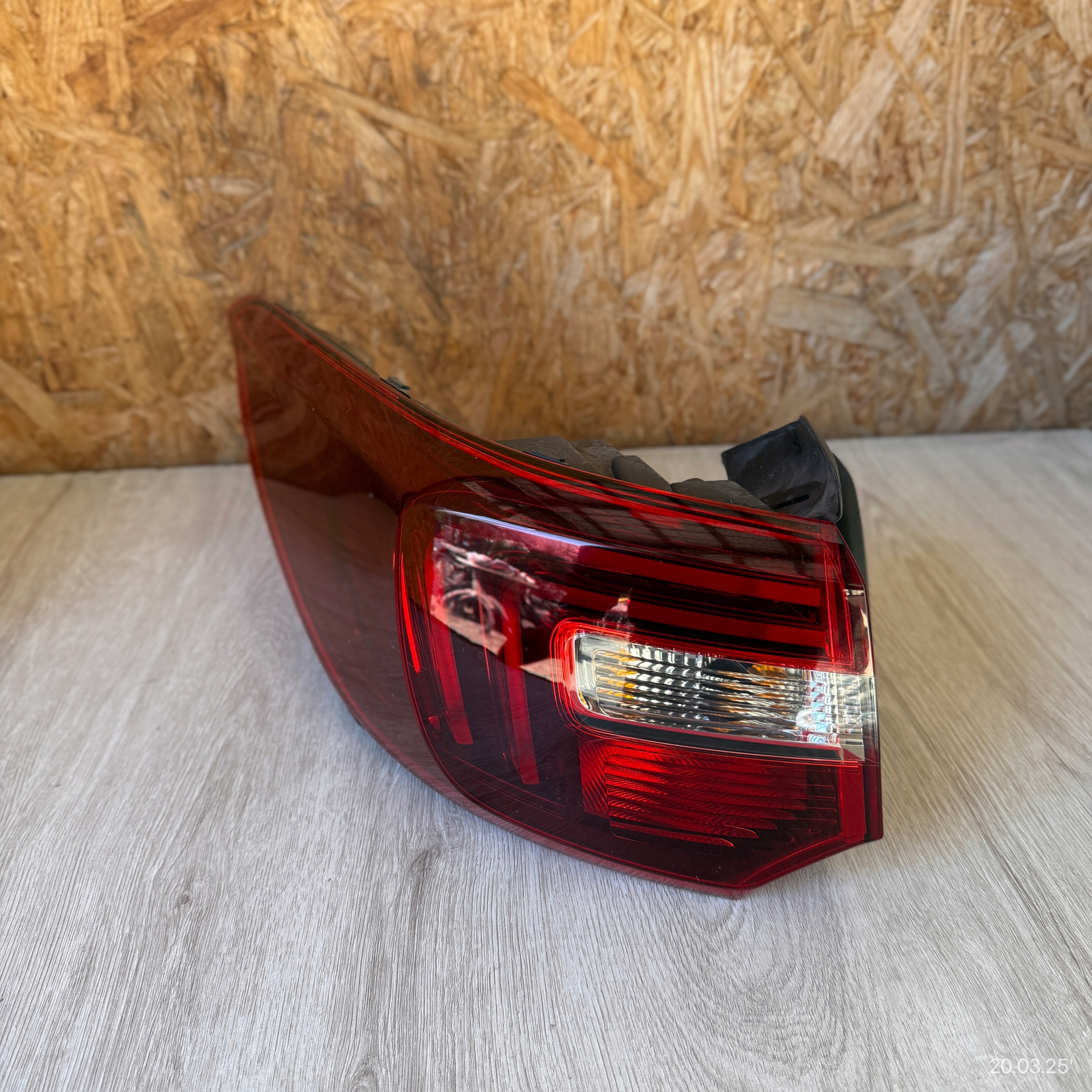 light rear left OPEL GRANDLAND X YP00098380