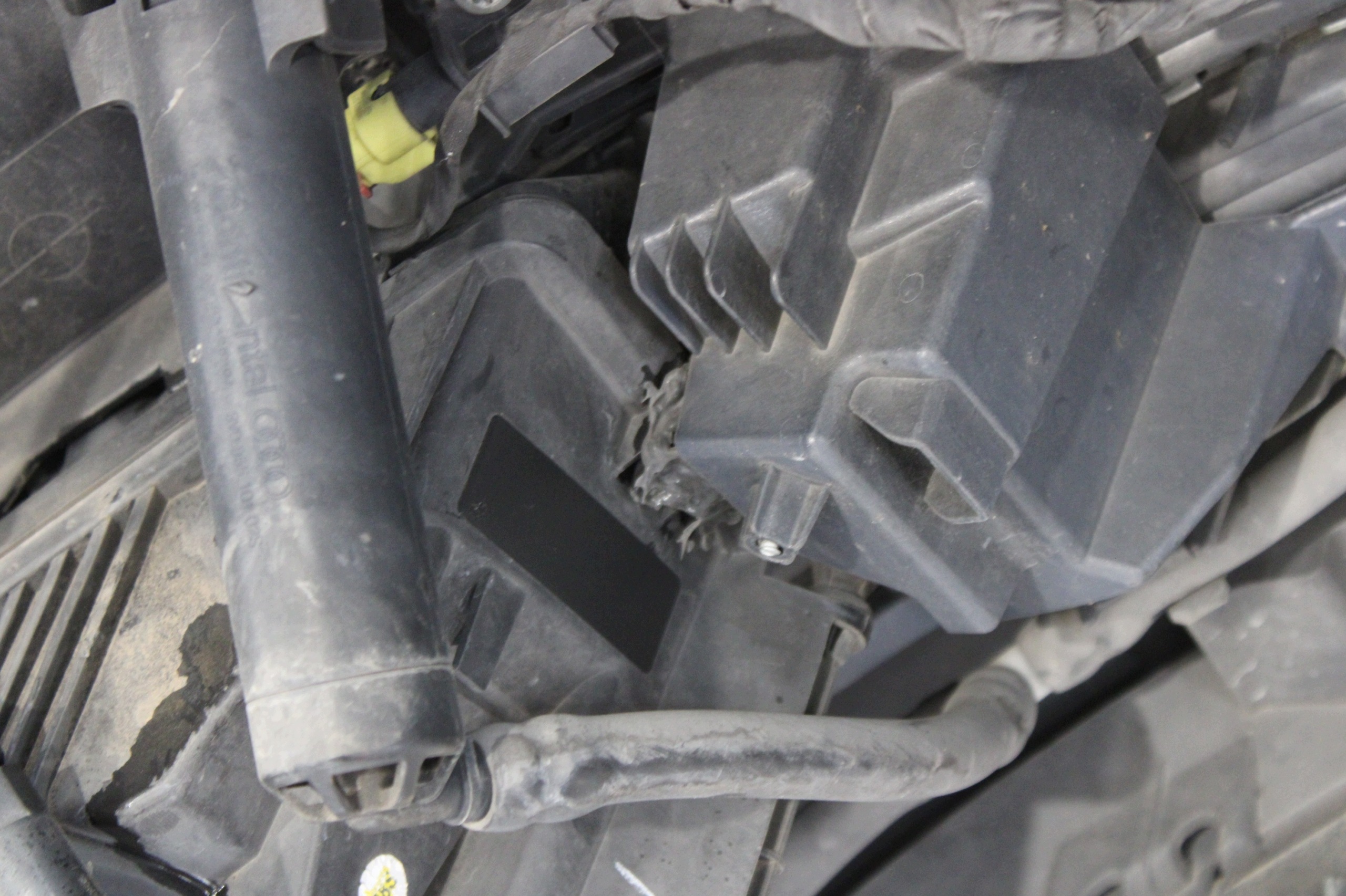 bumper front front washers of lights AUDI A3 8V0 8V4 H/B 2.0 TDI