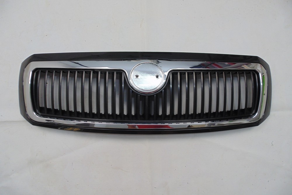 

Skoda Fabia 1 04-07 Atrapa Przednia Grill