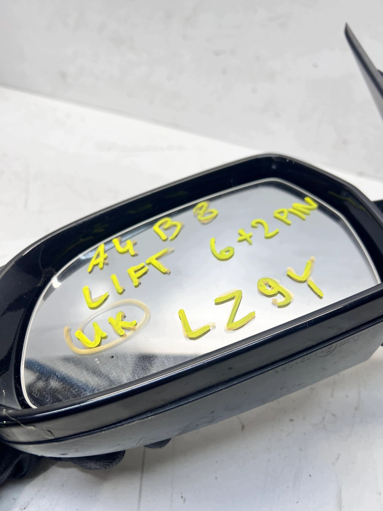 mirror left AUDI A4 B8 LIFT LZ9Y 6+2 PIN UK