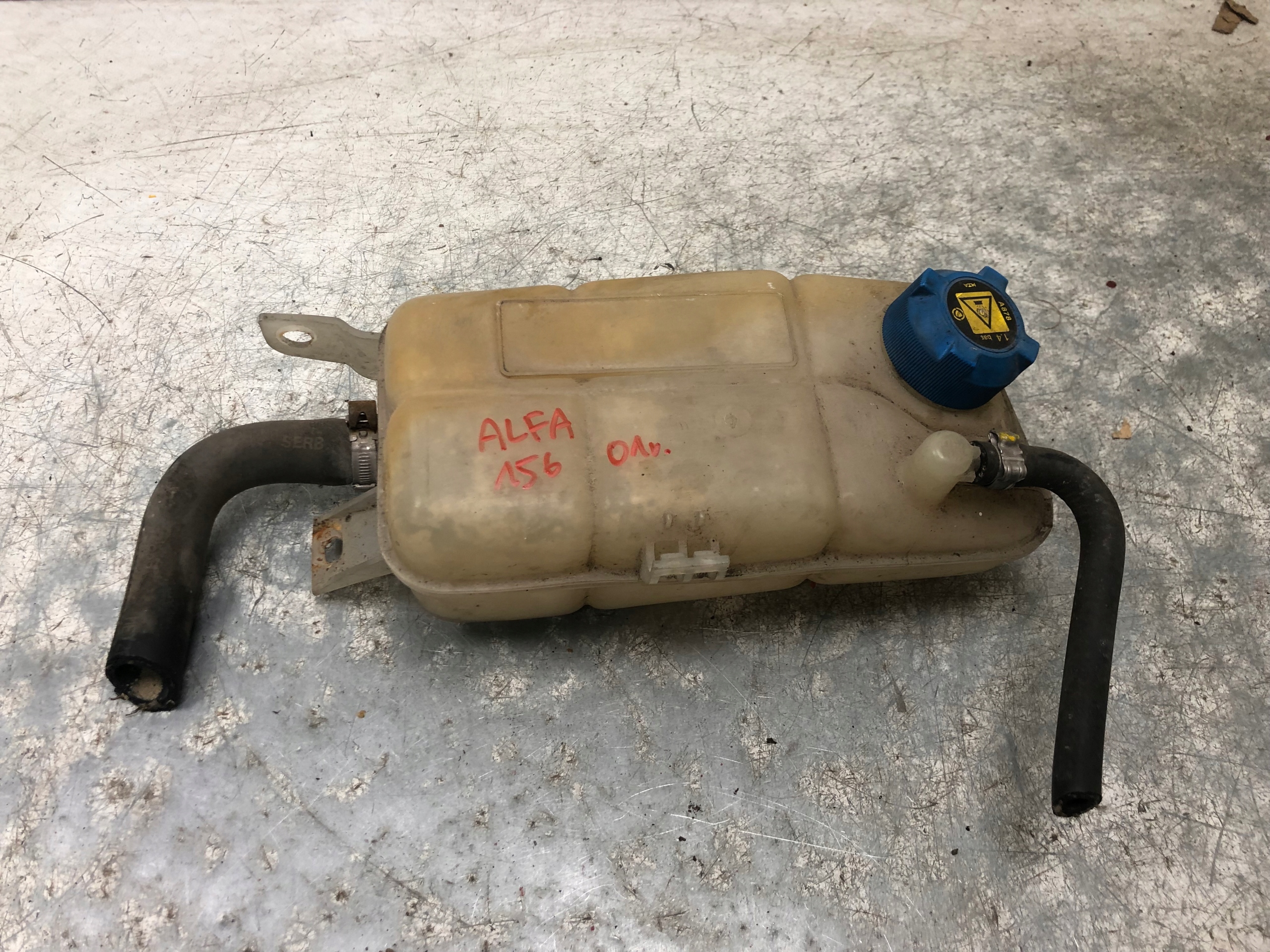 Réservoir eau ALFA ROMEO 156 KOMBI