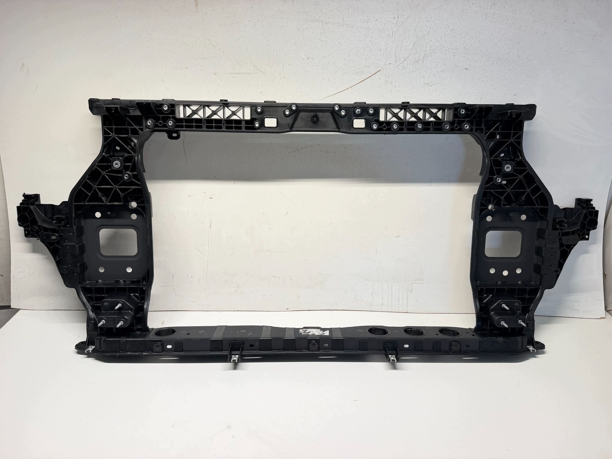 support panel for radiators pillar iron KIA SPORTAGE V 64101-R2000 2021- B LADNY