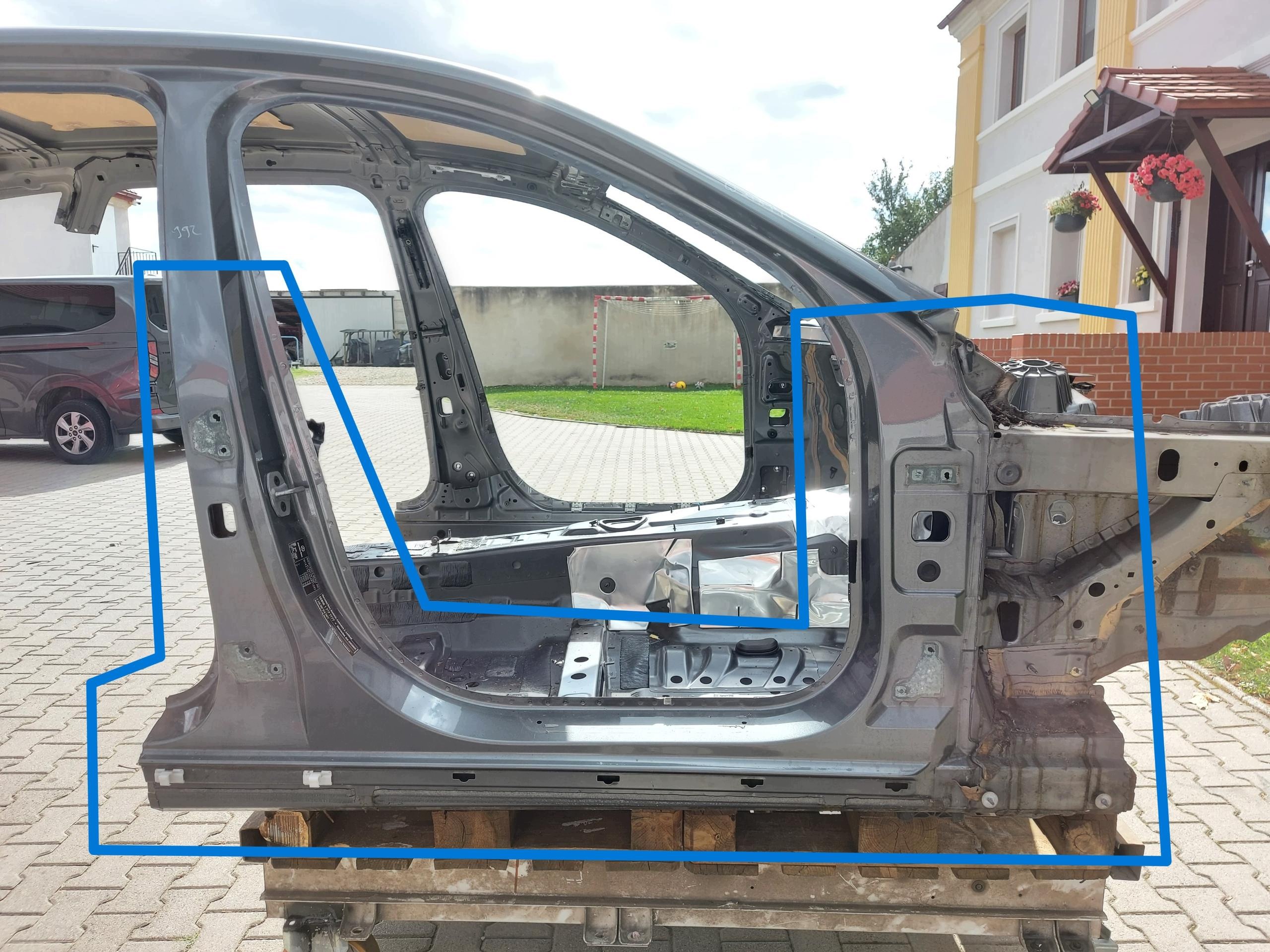 MERCEDES W213 E300de Kombi pillar threshold right 992