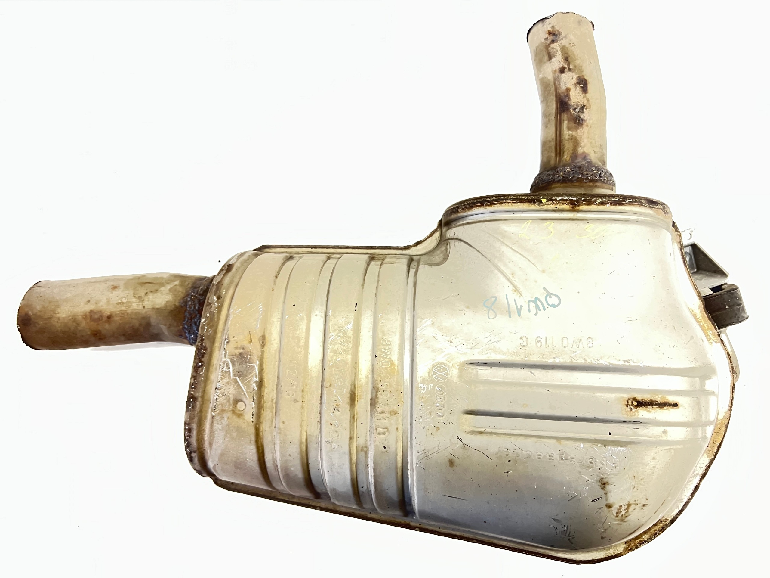 TLUMIK mitte AUDI A4 B9 8W 2.0 TDI 8W0253411D
