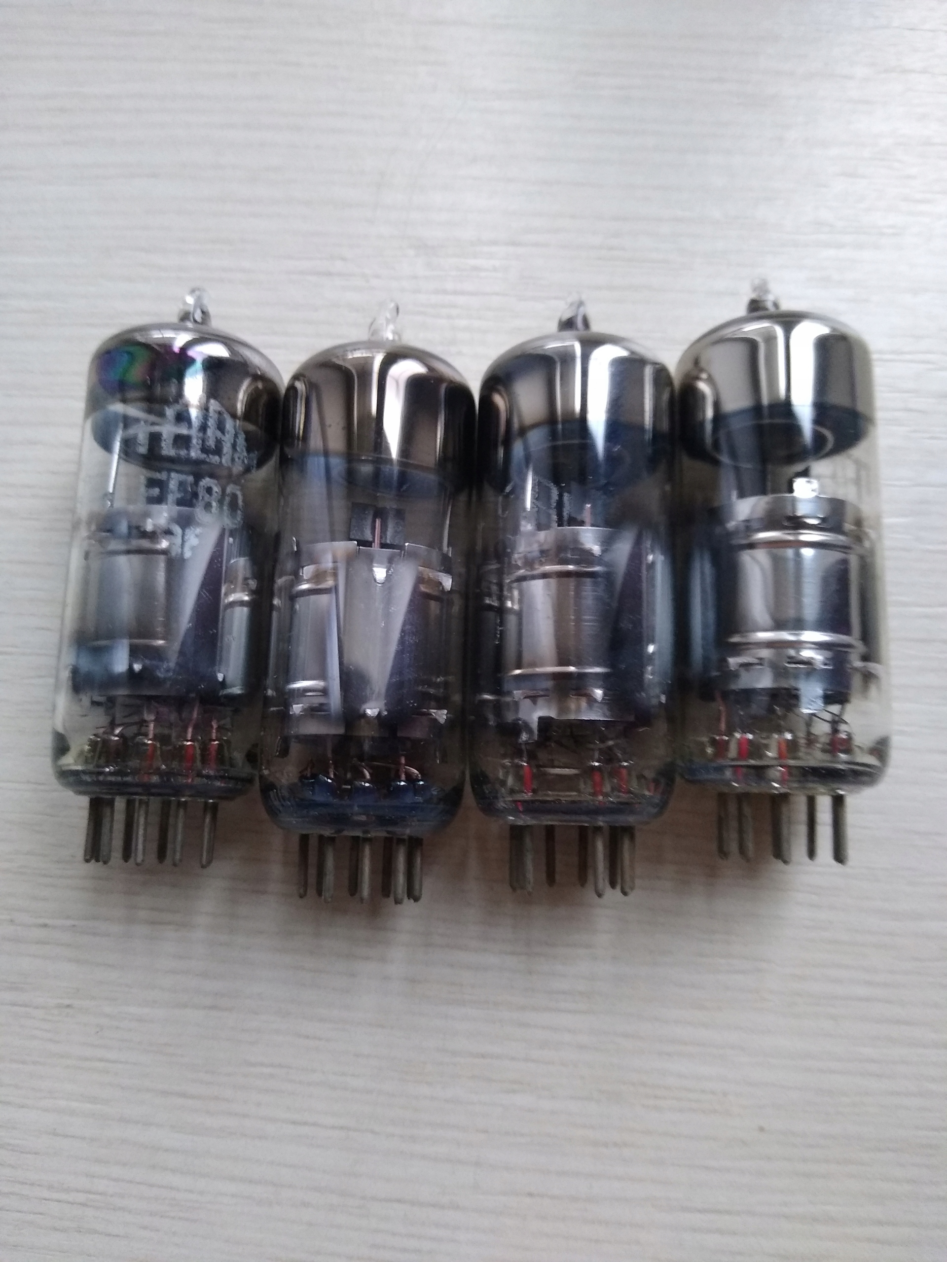 LAMPA ELEKTRONOWA EF 80