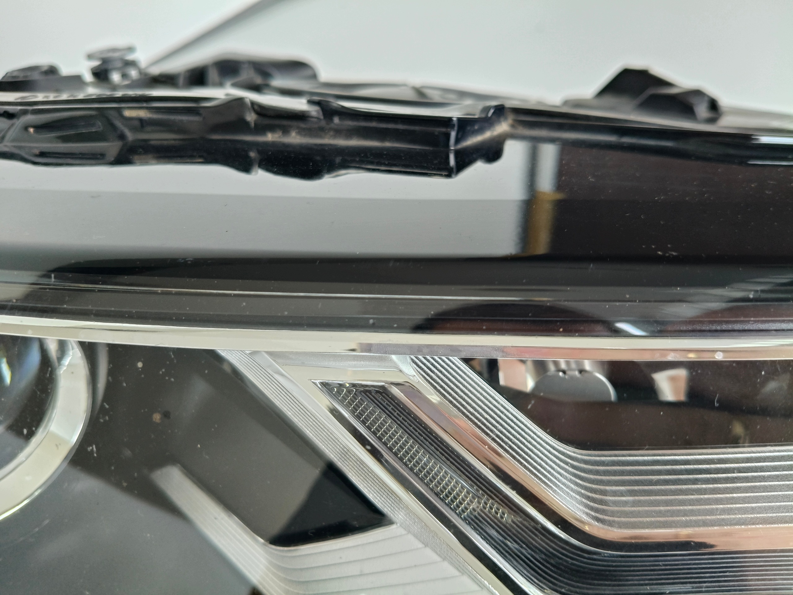 light right REFLEKTOR AUDI Q7 II 4M 4M0 15- XENON LED