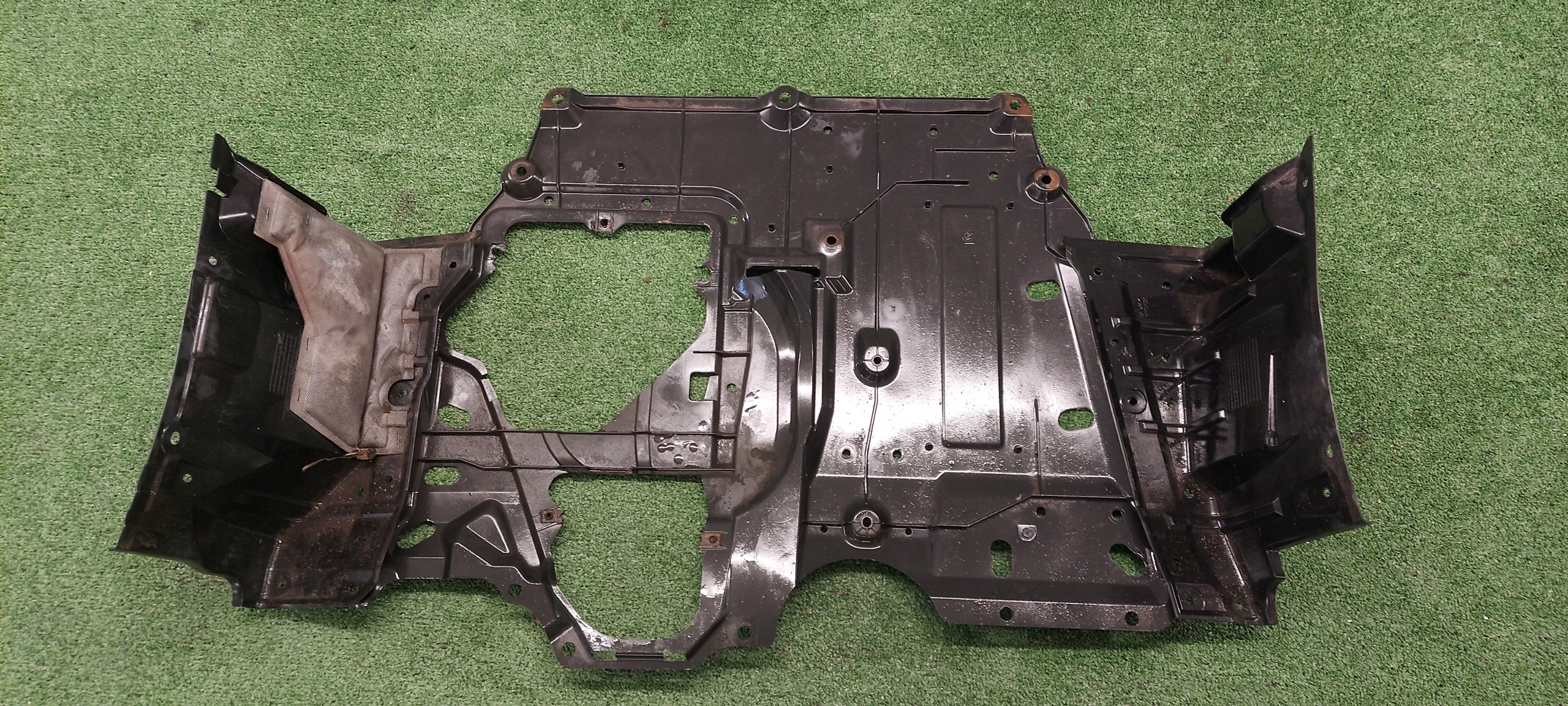 cover below engine +BOKI MITSUBISHI ASX 5379A259