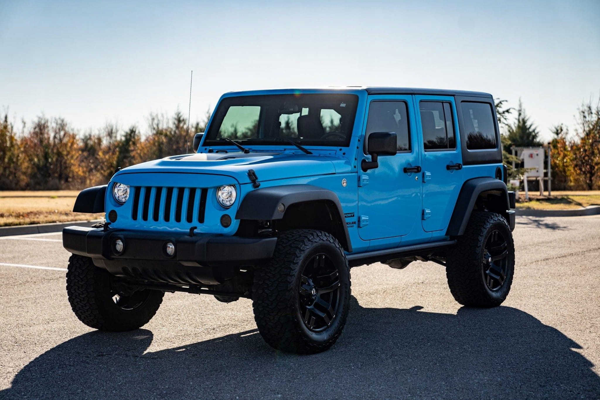 JEEP WRANGLER JK 2007-2018 ŚWIATŁA PRZECIWMGIELNE LED KOMPLET Typ samochodu 4x4/SUV Samochody osobowe