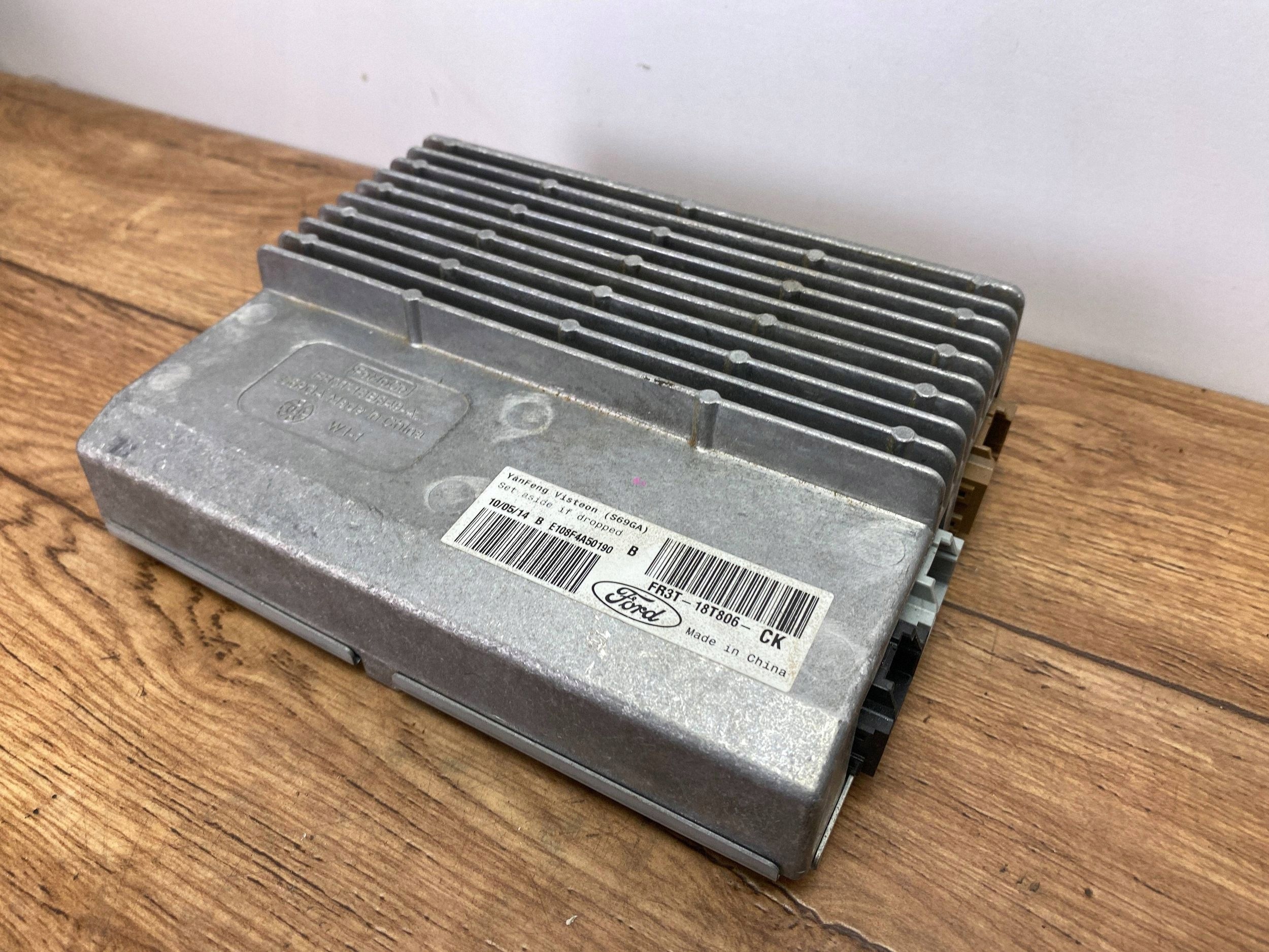amplifier audio Ford Mustang VI 2015+