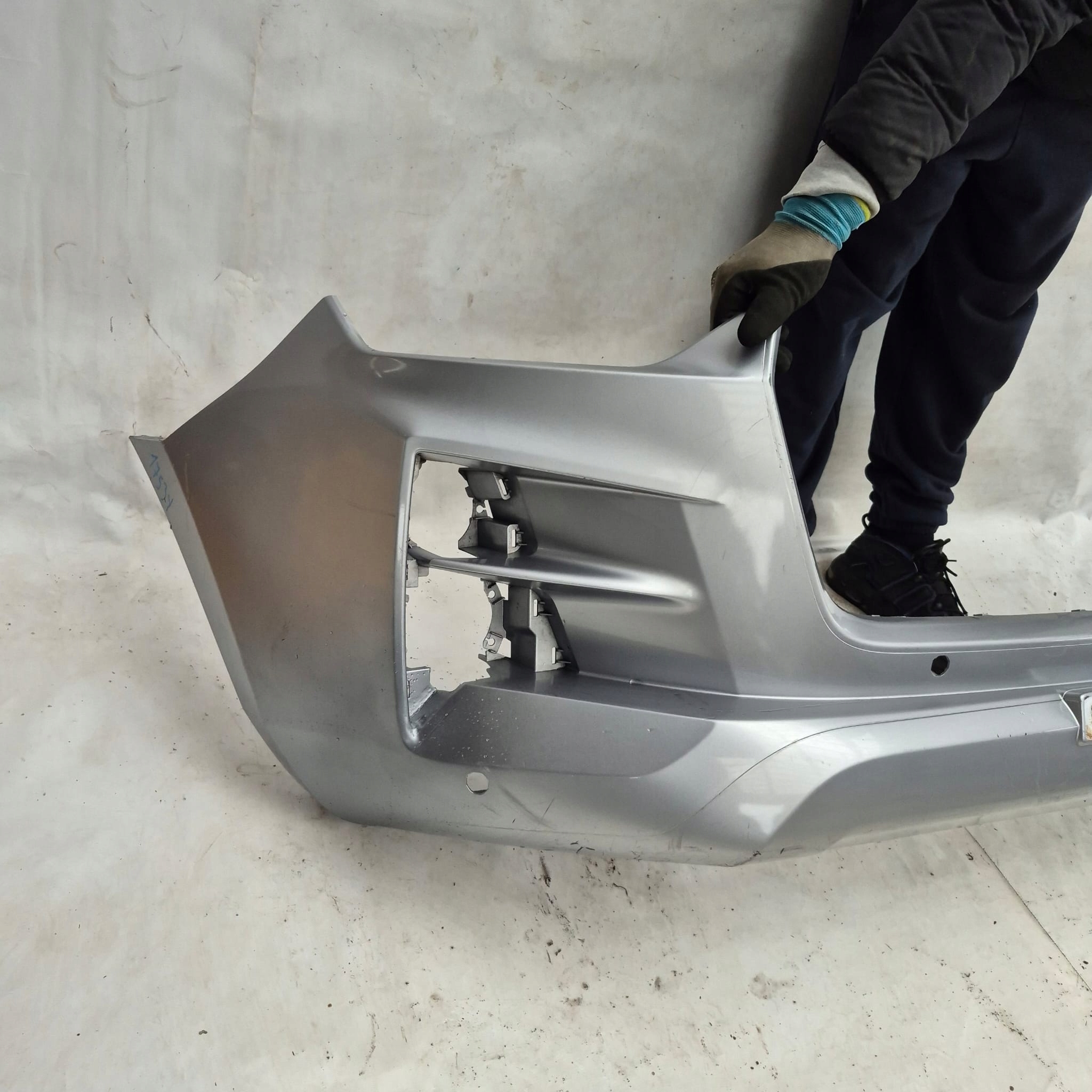 ISUZU D MAX D-MAX III 3 20- bumper front front PDC