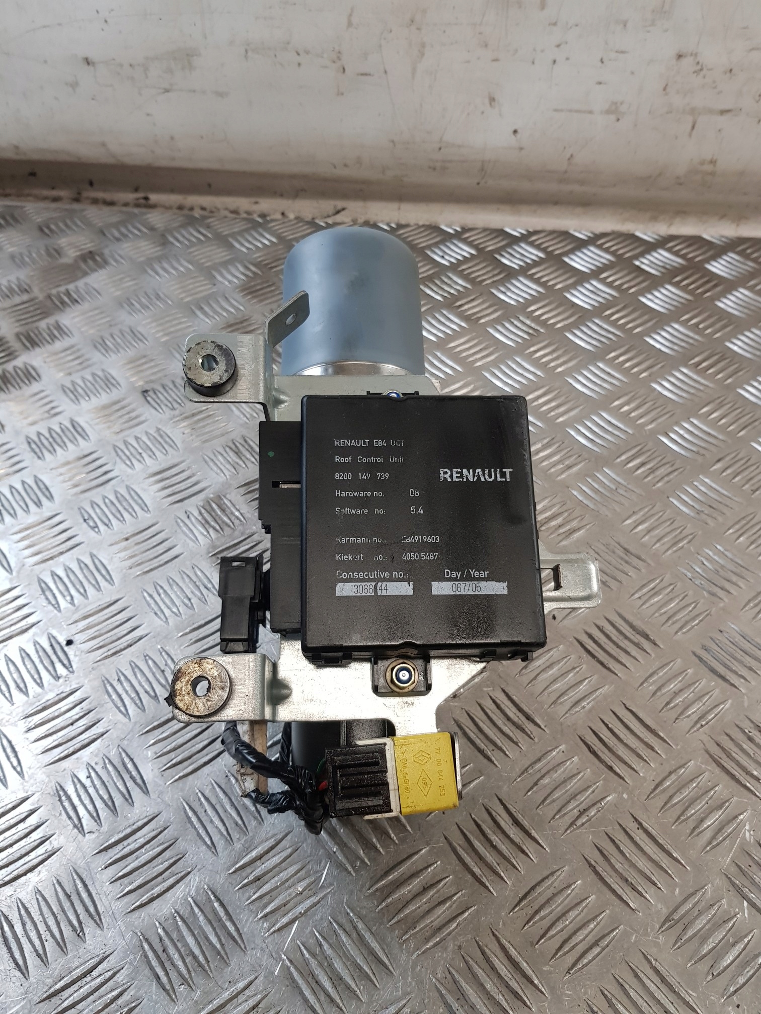pump control unit module roofs 8200149739 RENAULT MEGANE II CC CABRIO
