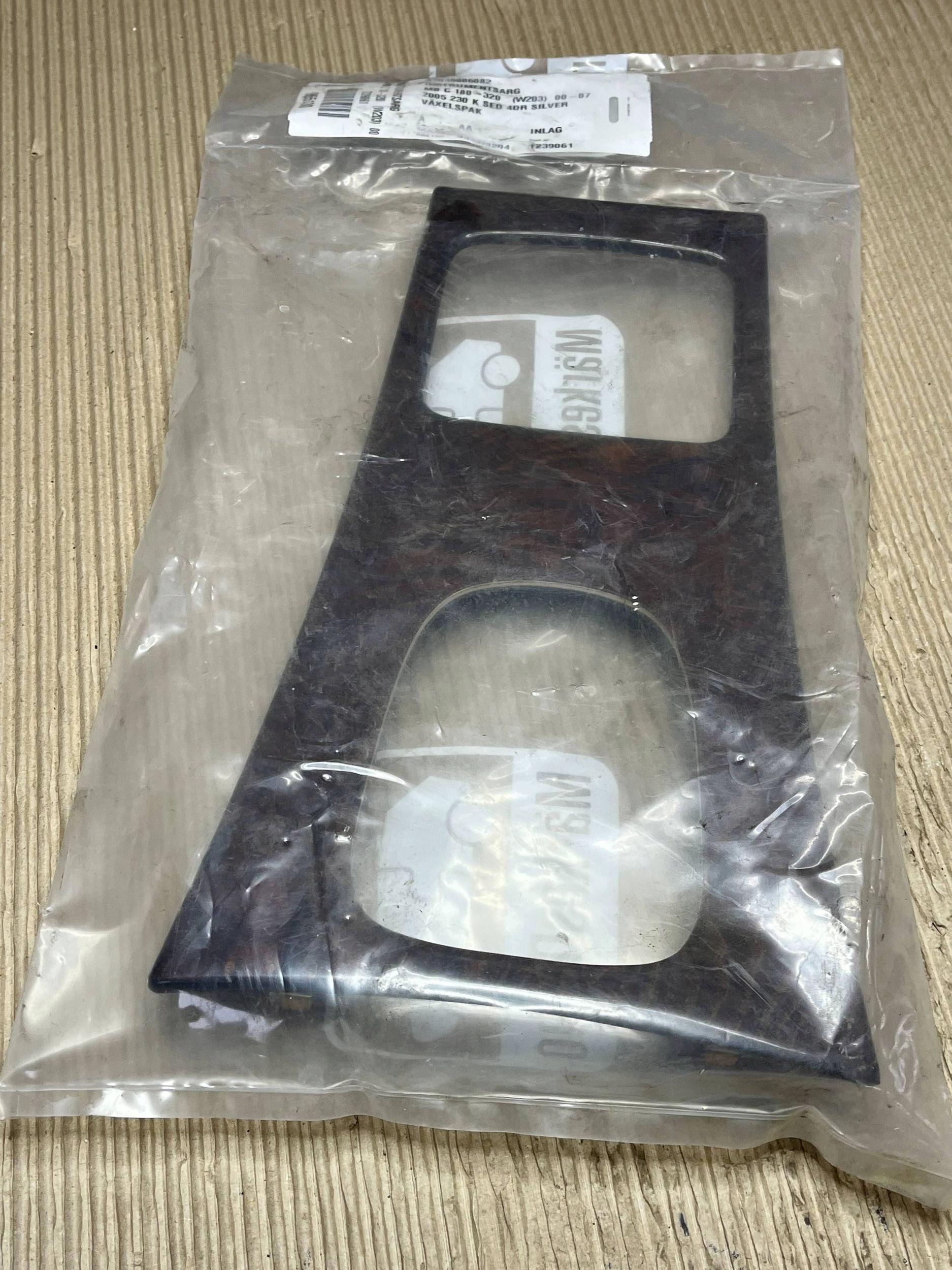 frame cover tunelu Mercedes-Benz C W203 2036806082