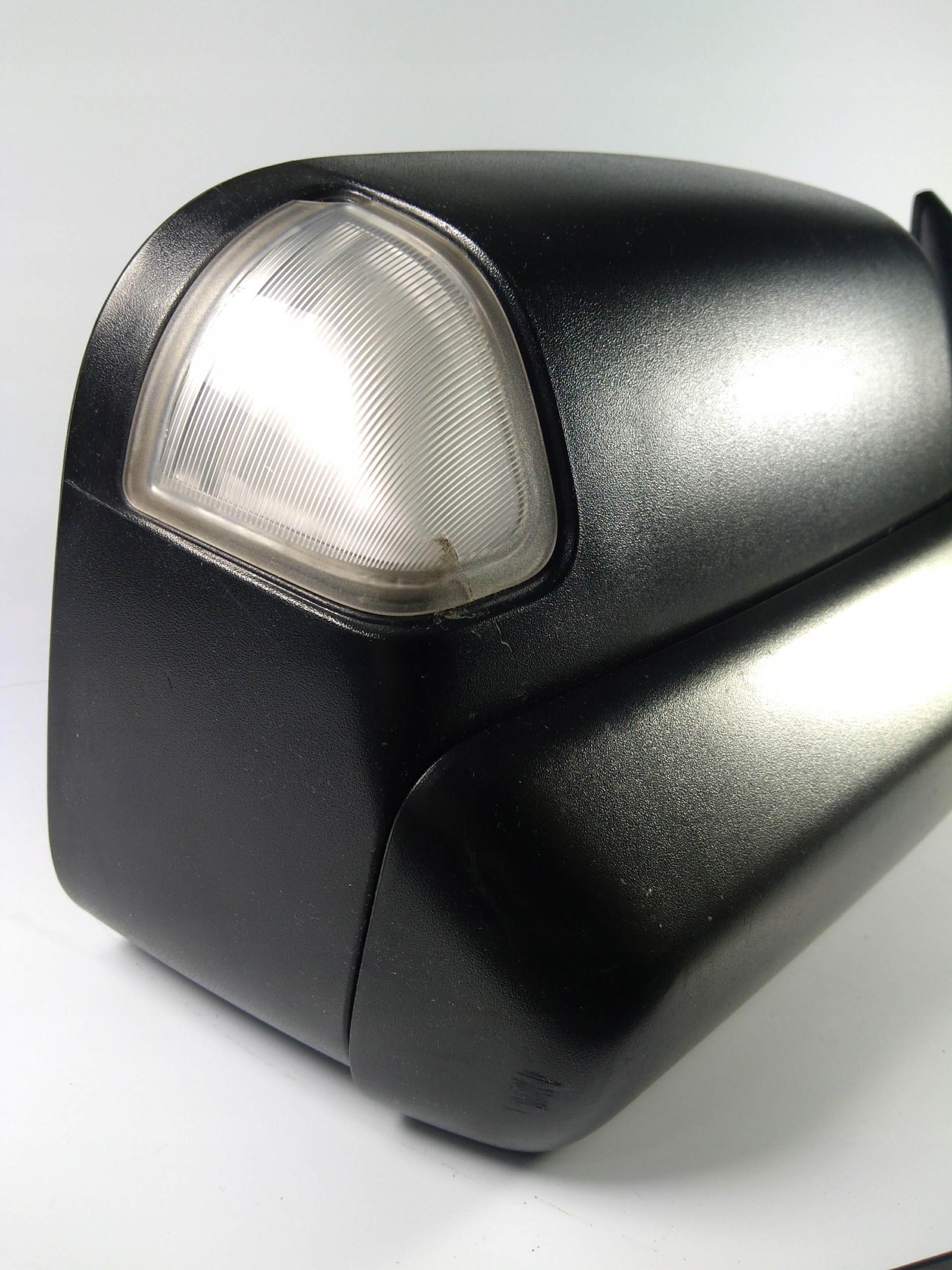 Dodge Ram 2500, 3500 mirror right 15 pin 2019-22