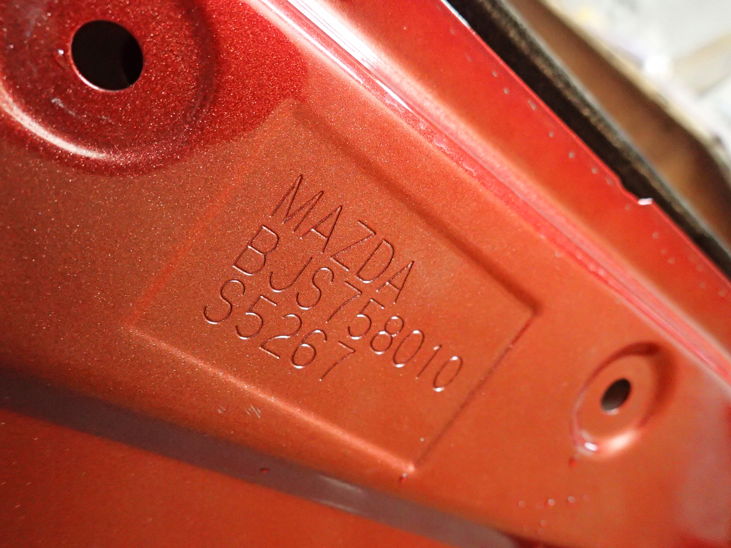 DOOR FRONT RIGHT MAZDA III 3 13
