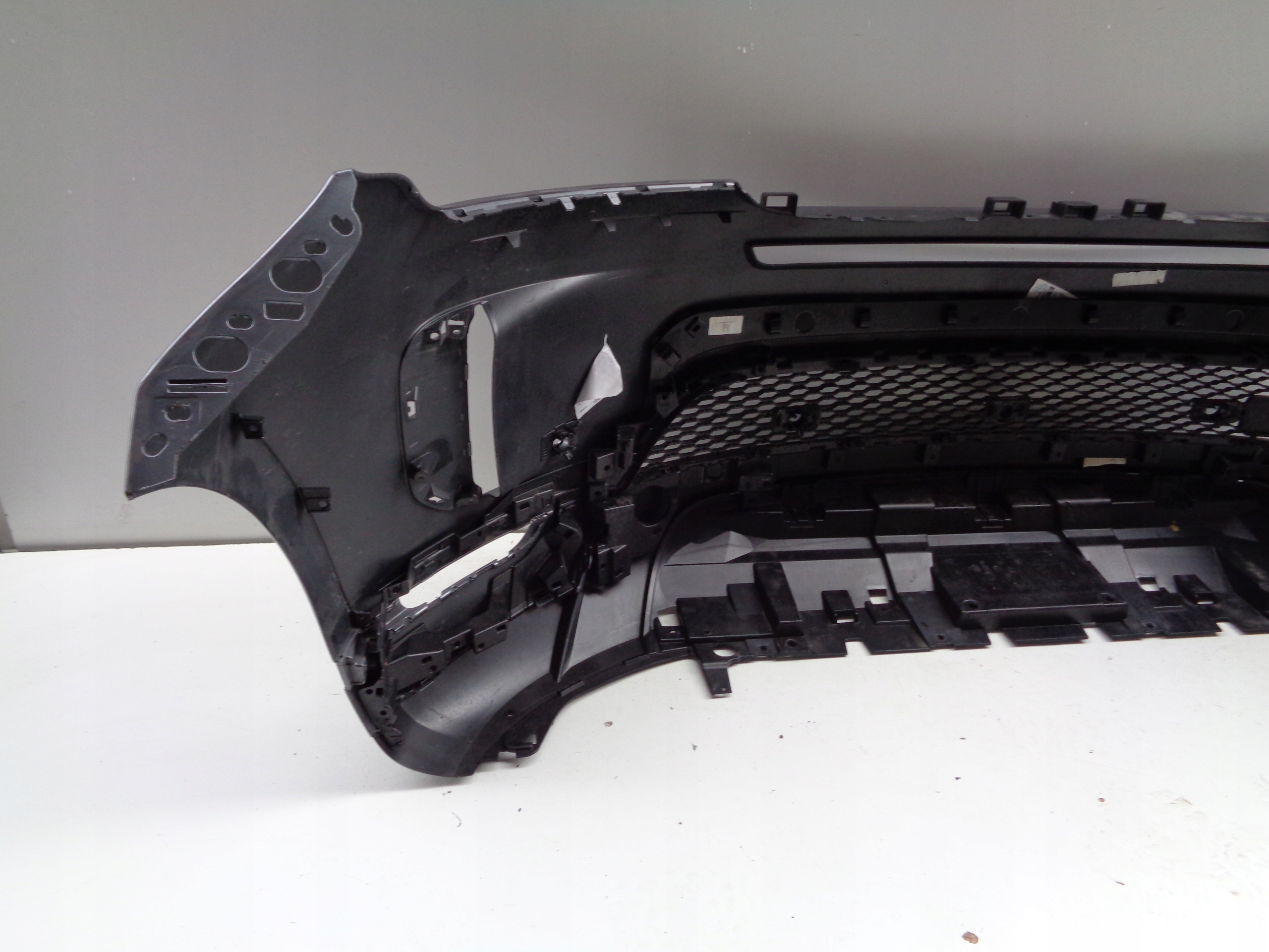 front bumper RANGE ROVER EVOQUE II 19- NR 50235