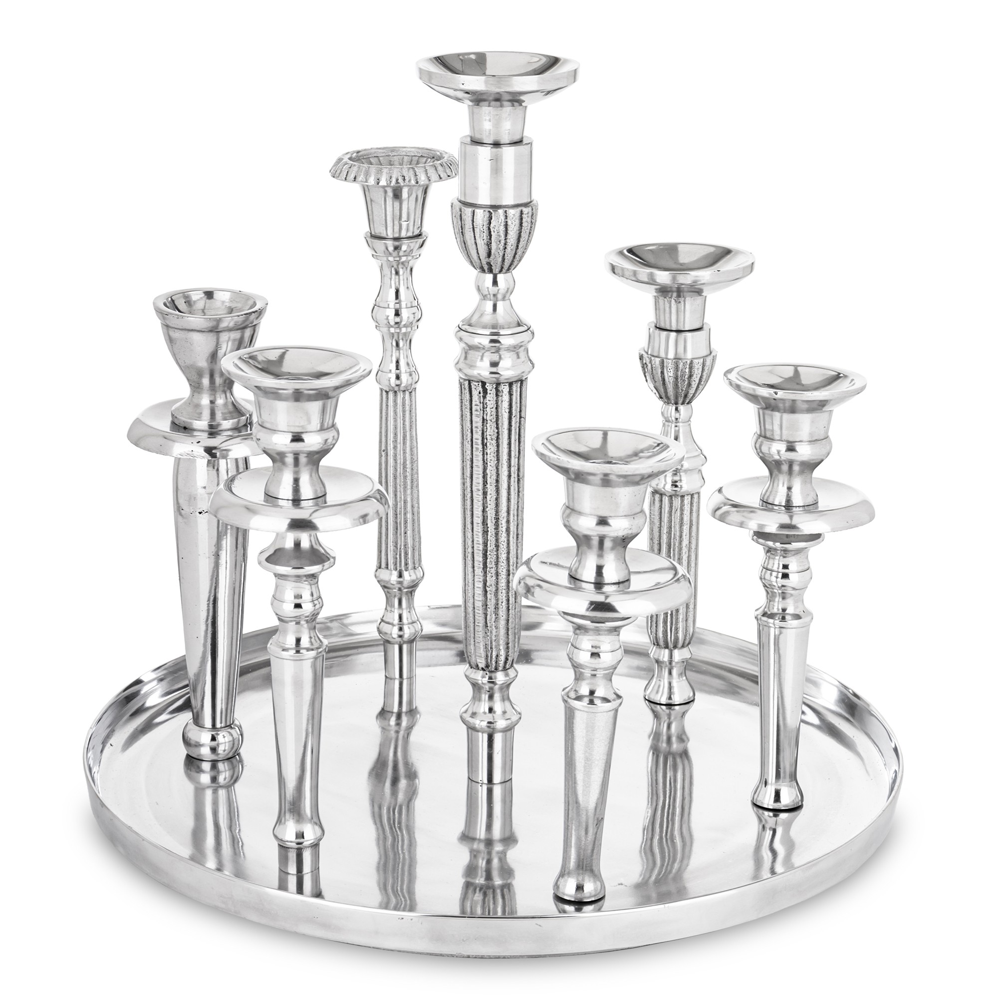 Strieborný okrúhly starnúci kovový starožitný svietnik na 7 sviečok