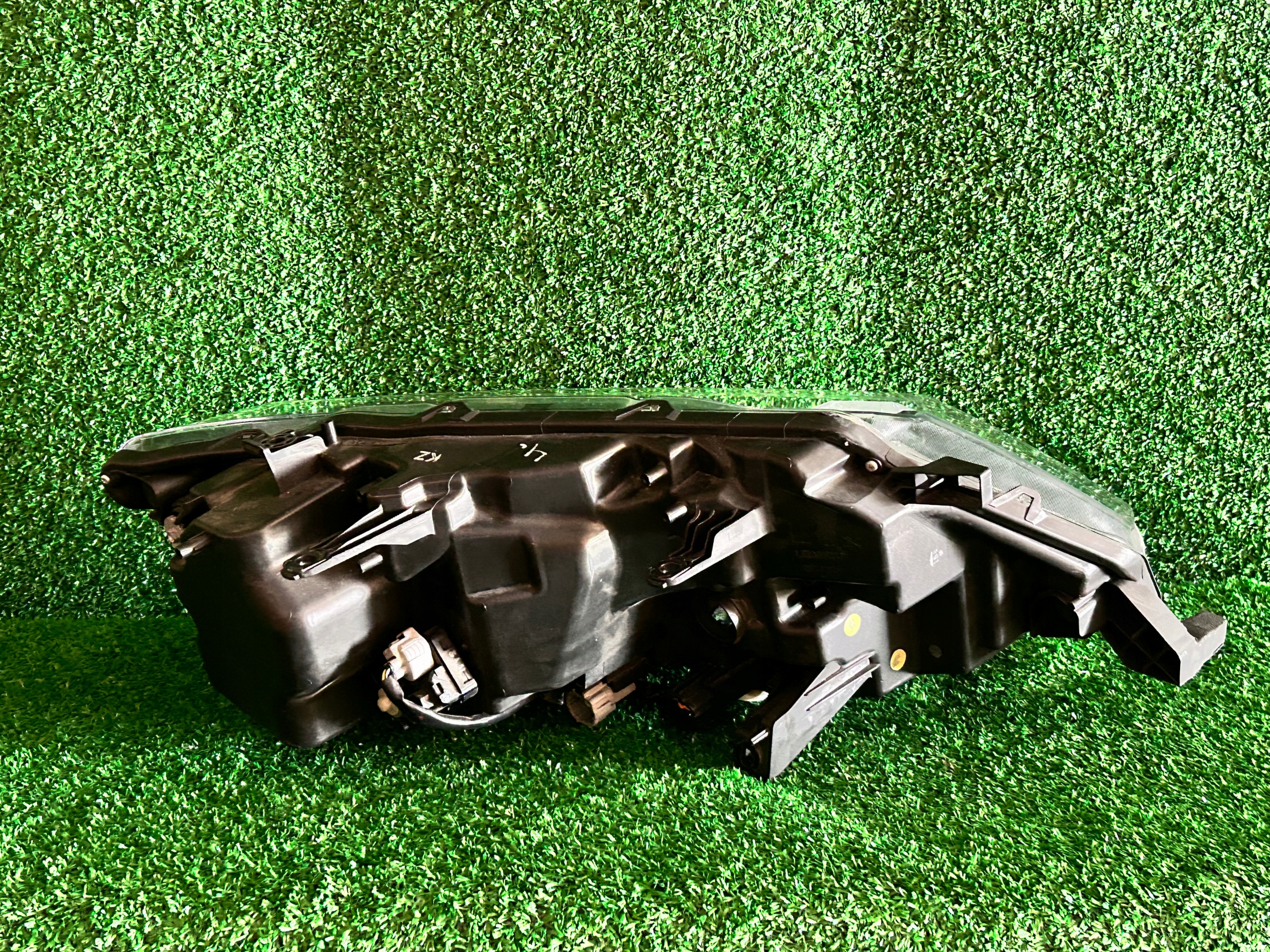 REFLEKTOR left NISSAN X-TRAIL T32 LIFT