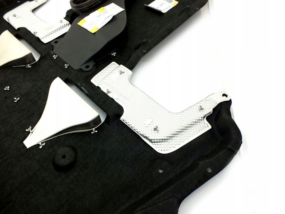 BMW M5 E60 E61 M6 E63 E64 Oryginalna Dolna Osłona Silnika Skrzyni Biegów Numer katalogowy części 51757897864