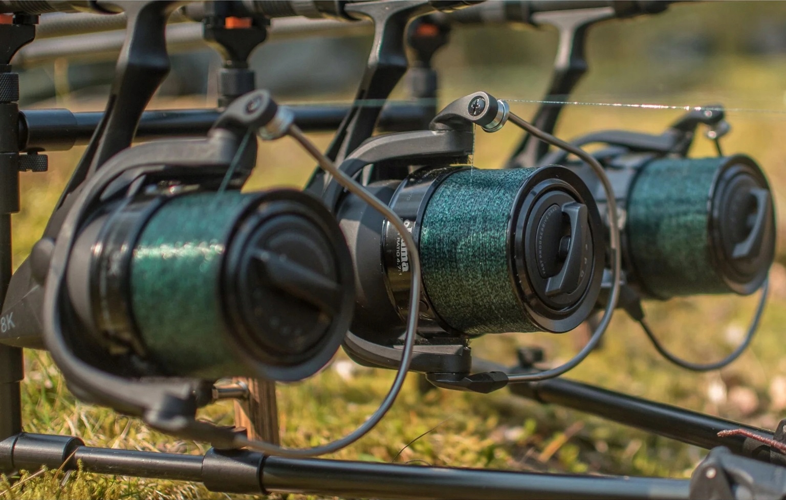 PROLOGIC ŻYŁKA MIMICRY GREEN HELO 1000M 0,28MM Stan opakowania oryginalne