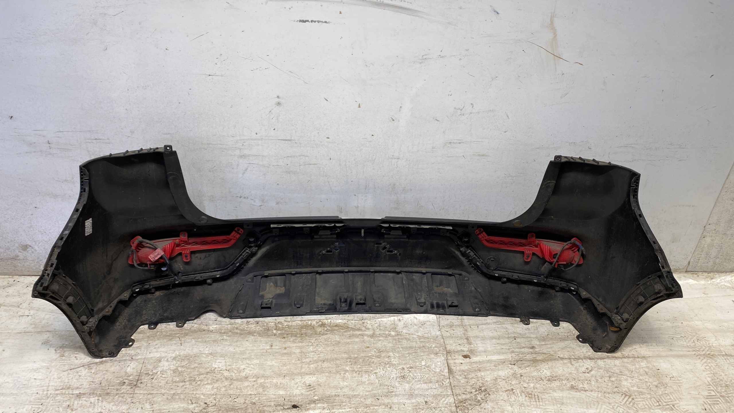 KIA NIRO I ZDERZAK TYŁ TYLNY PDC KOLOR DN9 16- Kolor brązowy