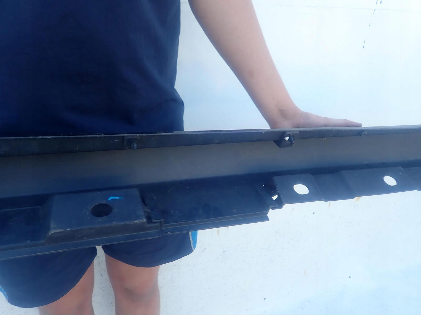 TOYOTA AVENSIS III 3 09-15 moulding threshold right