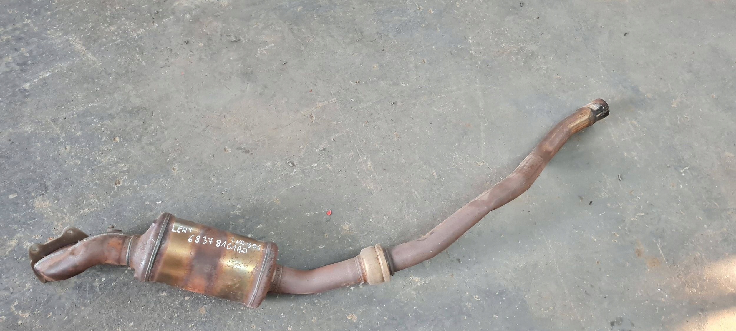 Jeep Grand Cherokee WL 2022 catalyst filter DPF left pipe 3.6 68378101AD