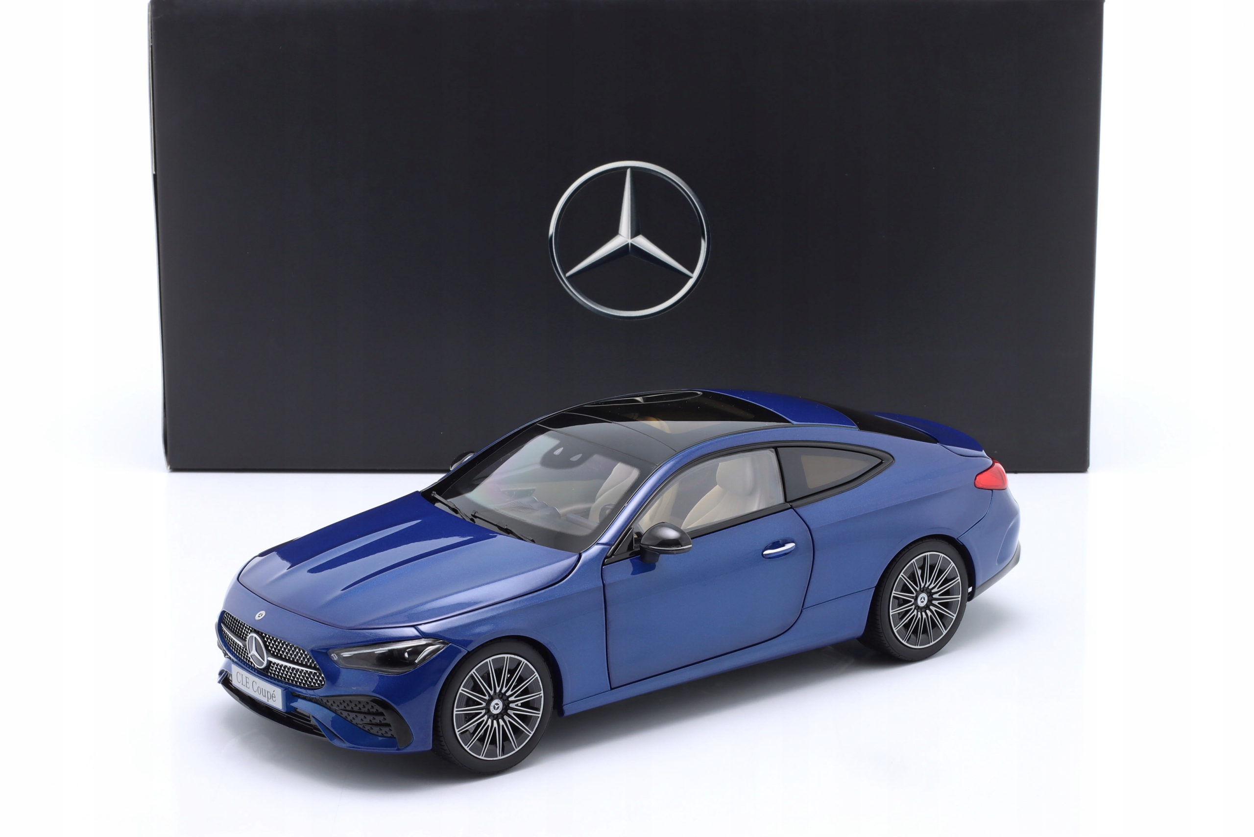 Norev Mercedes-benz Amg-line Cle Coupe (C236) 2023 Spectral Blue 1:18