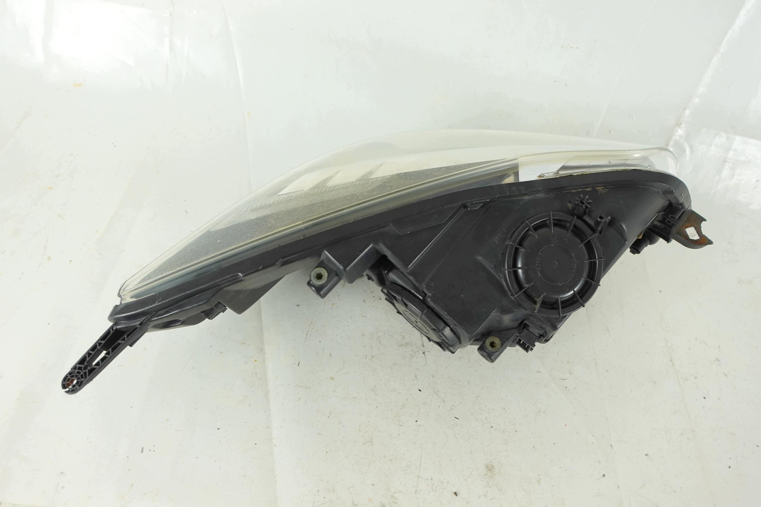 light left front left front OPEL INSIGNIA 1 and A 08-13 XENON right hand drive UK
