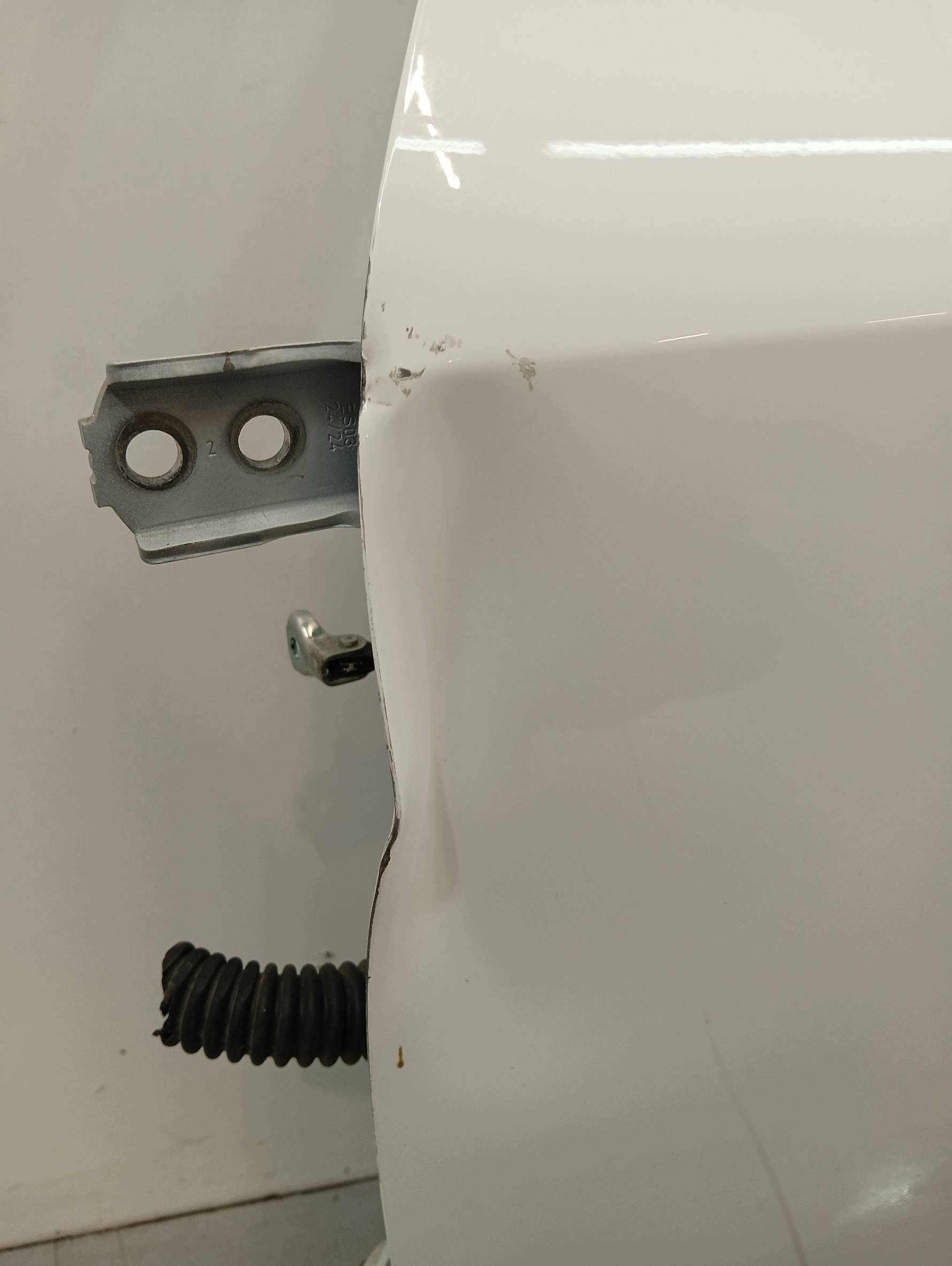 door left front 040 damaged Toyota Corolla XII (2018-) E21