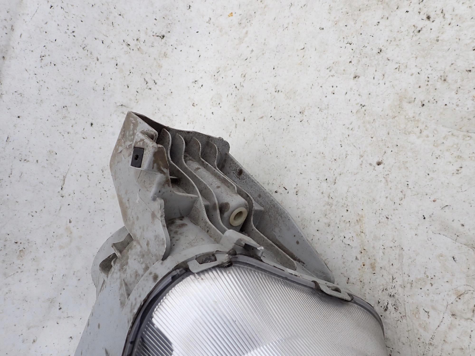 HYUNDAI COUPE and 1 LIFT 99-01 light front left