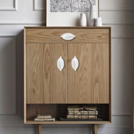 ZESTAW 2x Klamka Samoprzylepna Uchwyt Balkonowy Do Drzwi Balkonowych Szafki Kod producenta UCHWYT SAMOPRZYLEPNY KLAMKA DO DRZWII