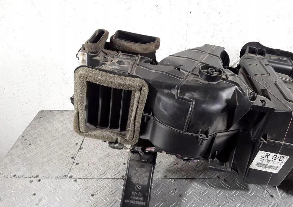 2002 CHRYSLER SEBRING (ST-22 - JR) Группа нагреватель 04885213AA