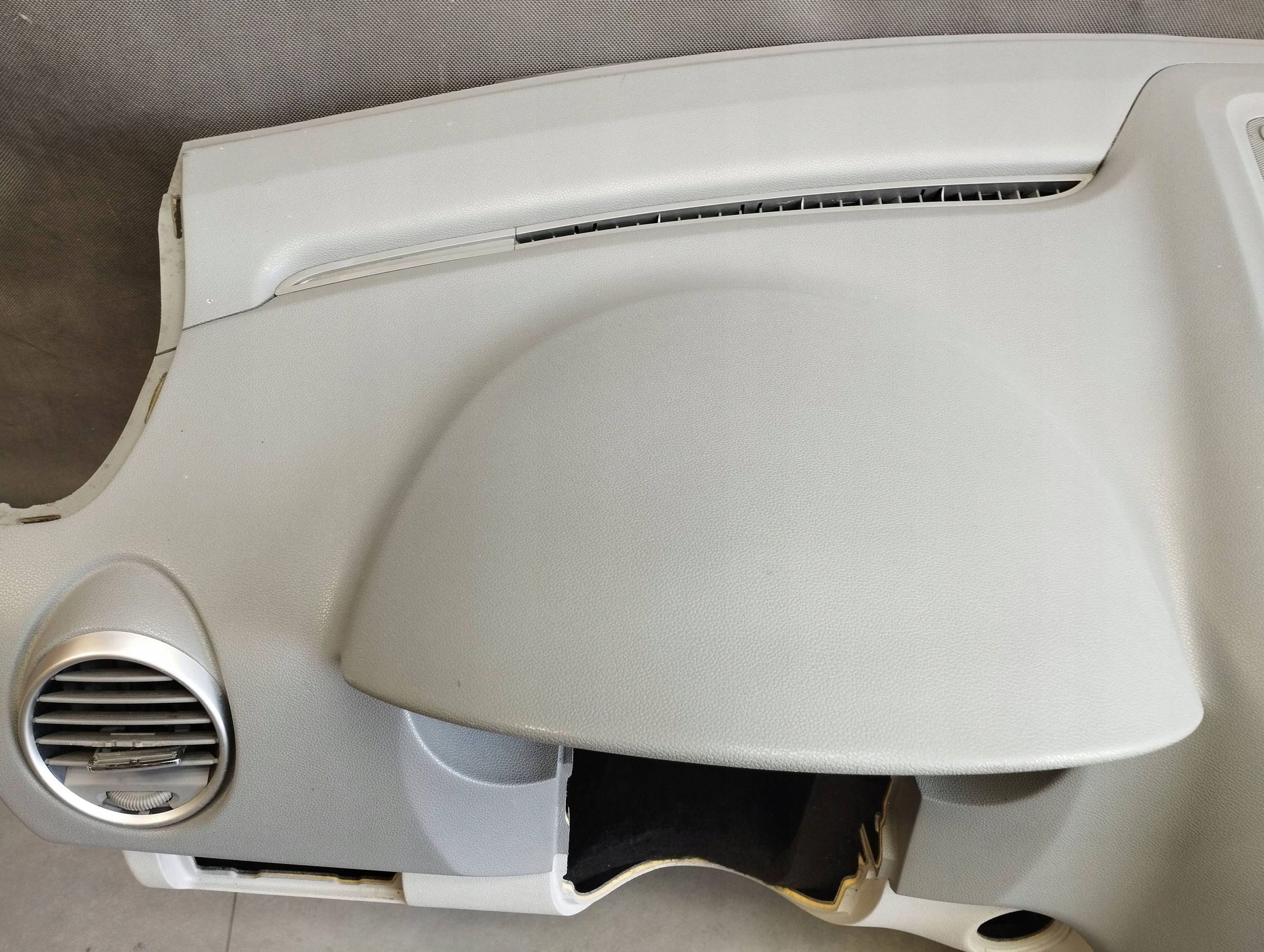 Mercedes ML W164 dashboard console airbags tension belts