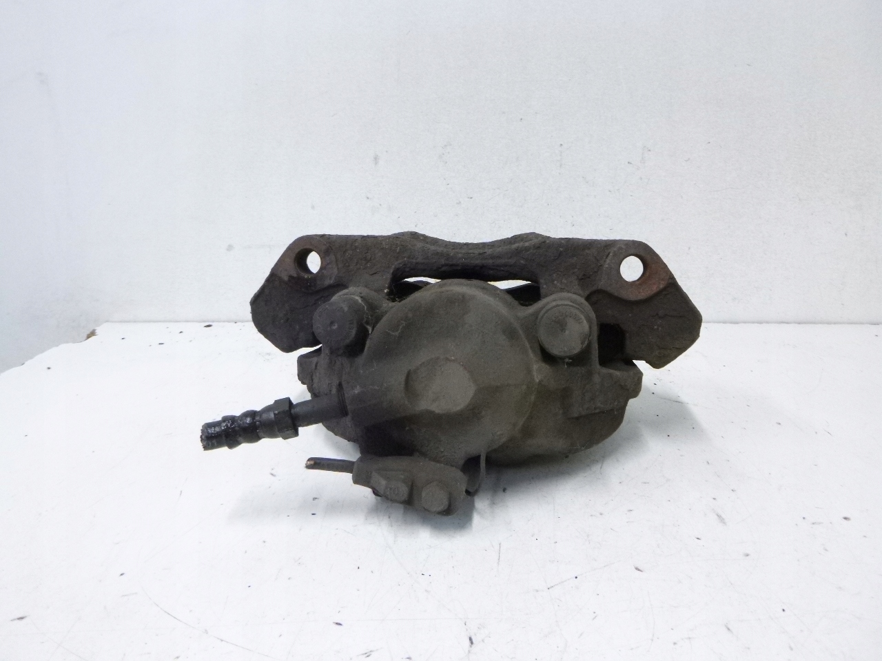 caliper brake front left Mercedes Sprinter W903 2.2CDI