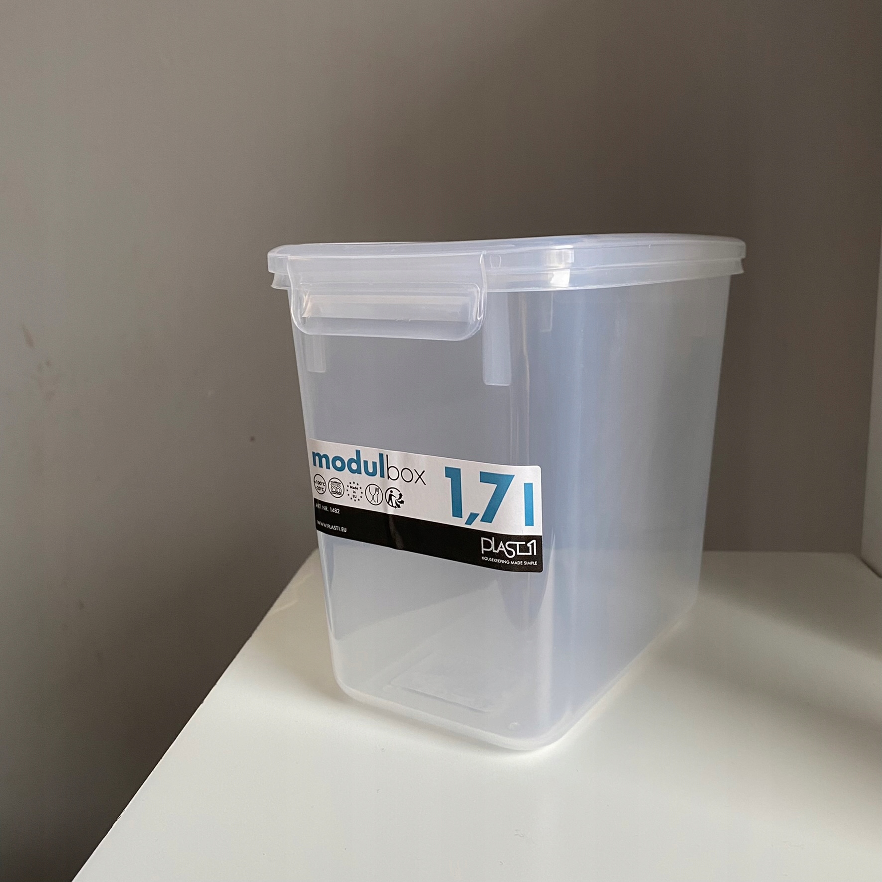 

Pojemnik na żywność sypkie mąka cukier płatki 1,7L