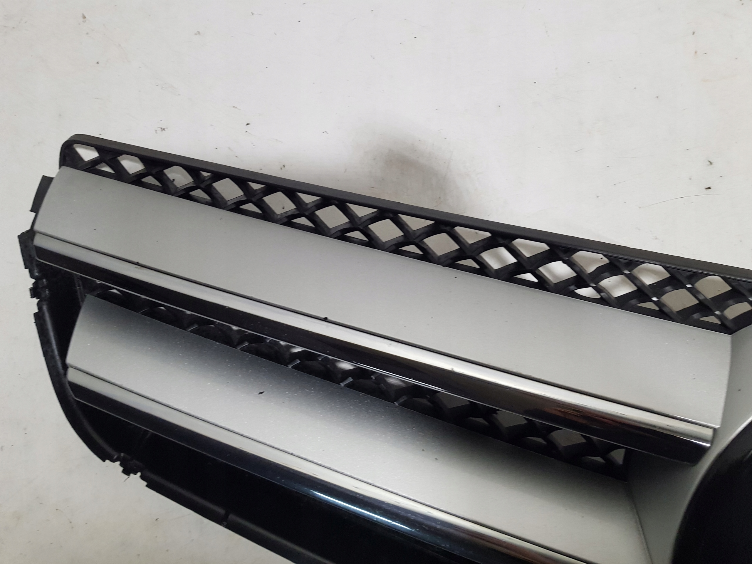 mask hűtőrács MERCEDES E-KLASA COUPE CABRIO W207 C207