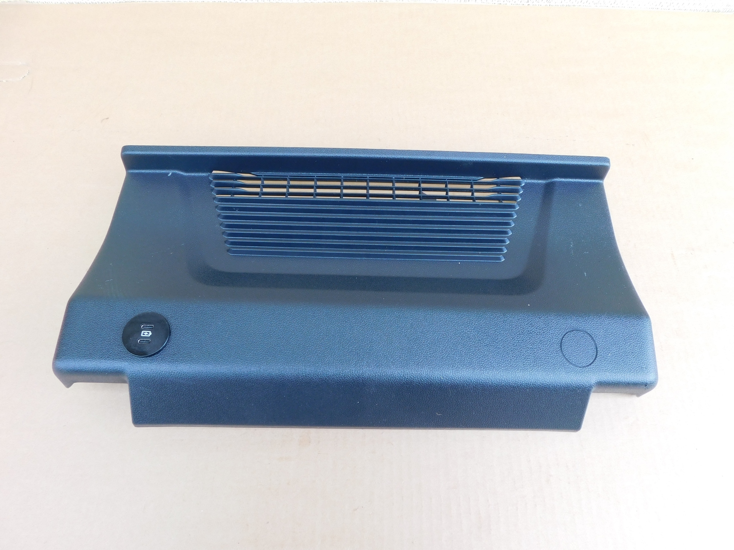 cover plastic covering Ford Transit Custom adapter PZ31-B61425-CBW