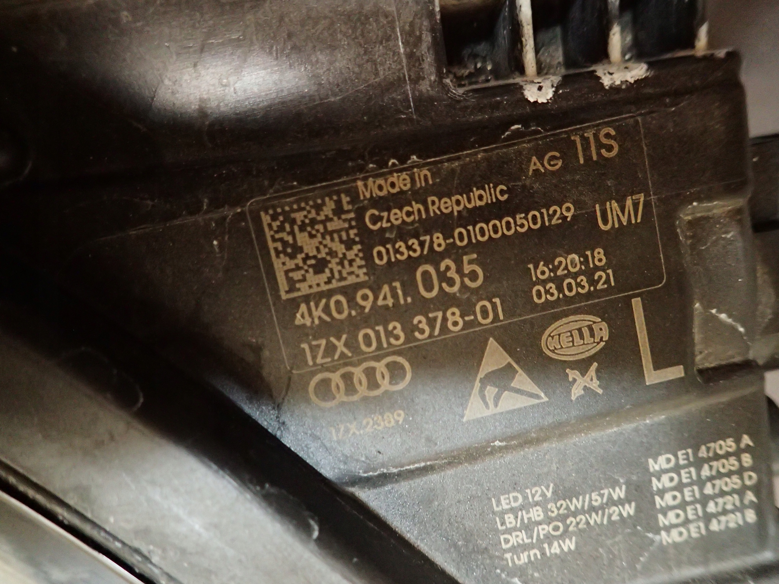 světlo předek levá AUDI A6 C8 MATRIX 4K0941035