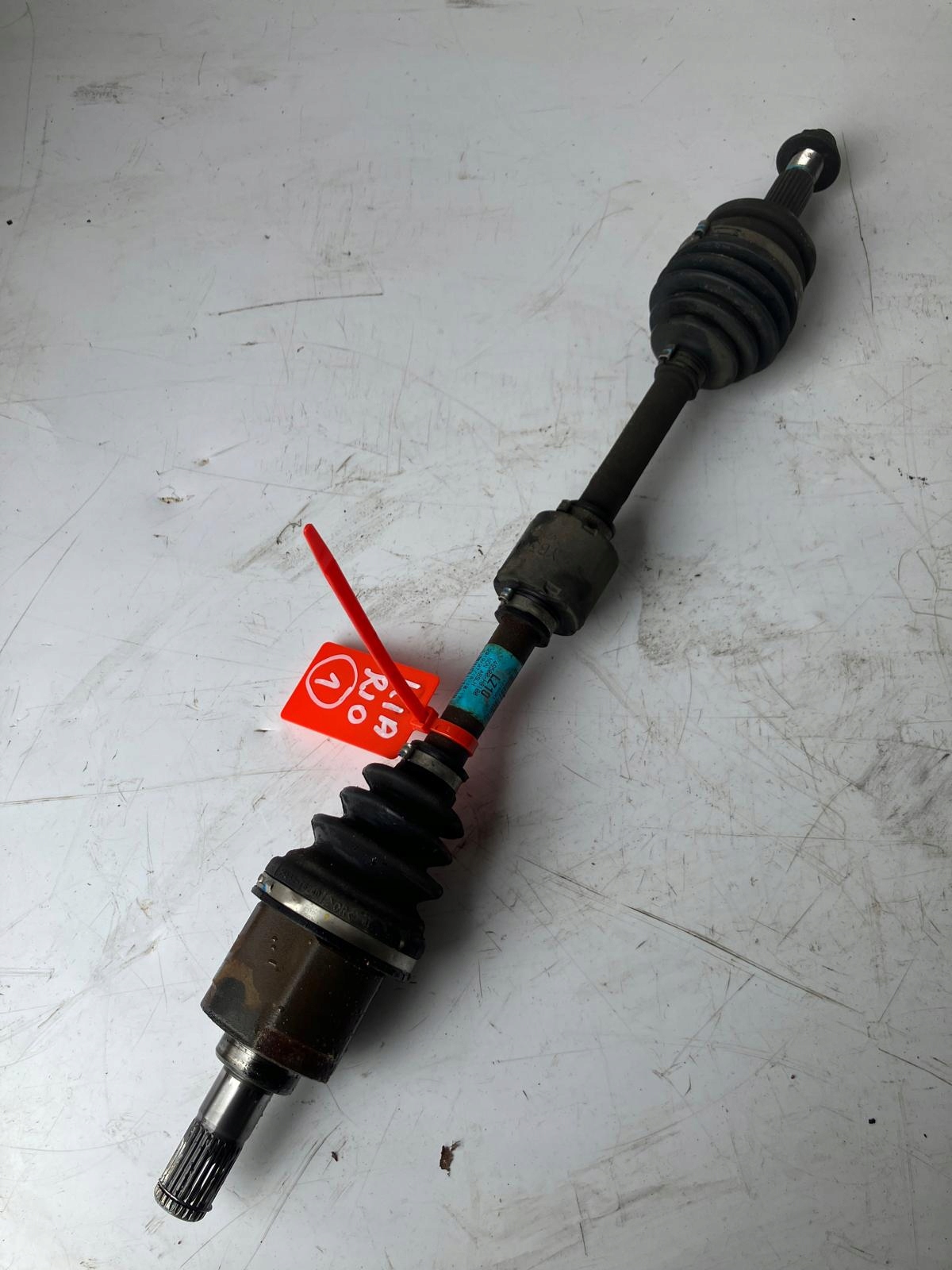 semi-axis left KIA RIO IV 1.0 T-GDI 49500-H8100