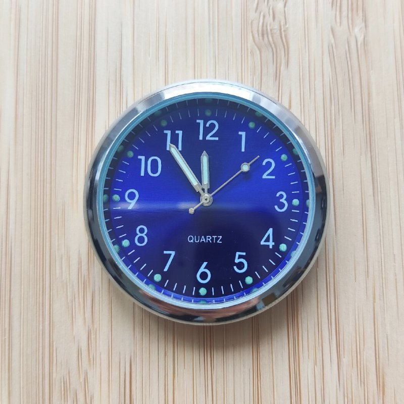 Zegarek Samochodowy Dekoracyjny Analog QUARTZ Niebieski - Pomysł na Prezent Marka Quartz