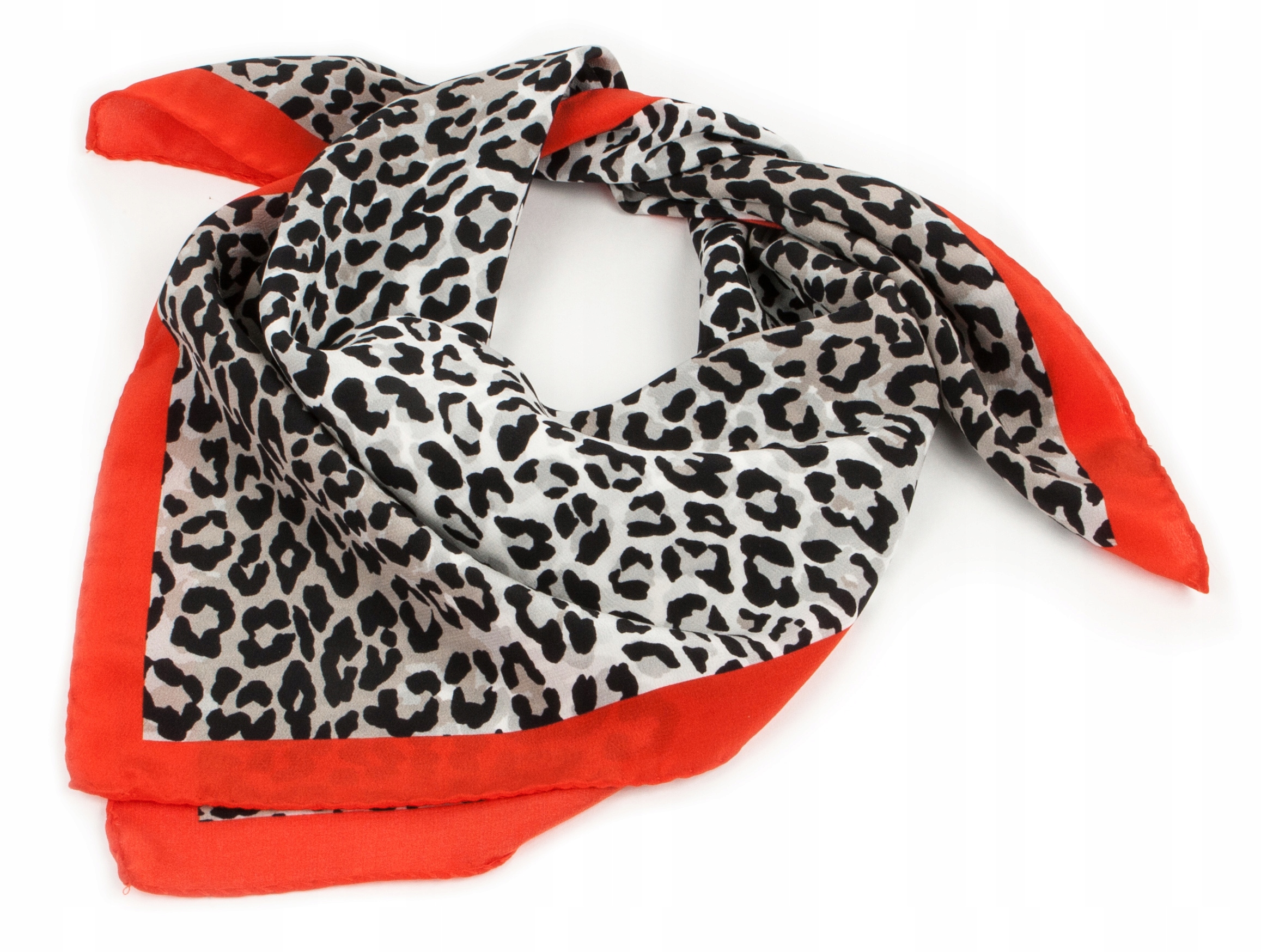 JEDWABNA APASZKA W CĘTKI Z CZERWONĄ OBWÓDKĄ 60cm Rodzaj apaszka