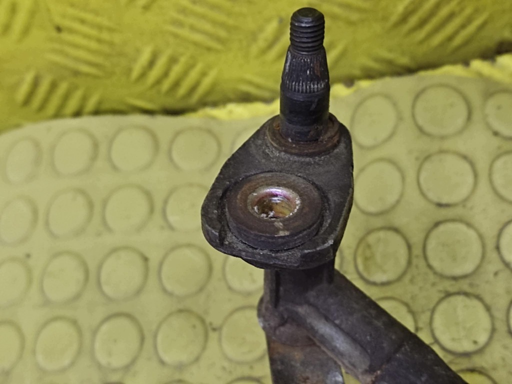 AUDI A3 8L wiper mechanism front 1J1955113C