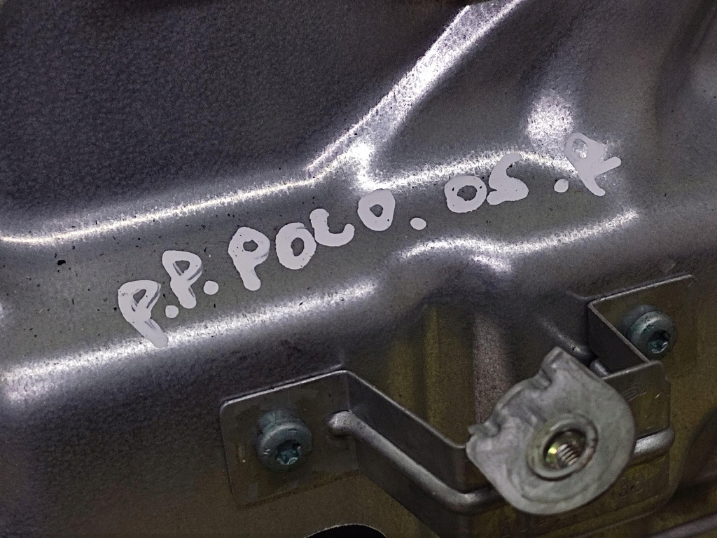 VW POLO IV window regulator right front