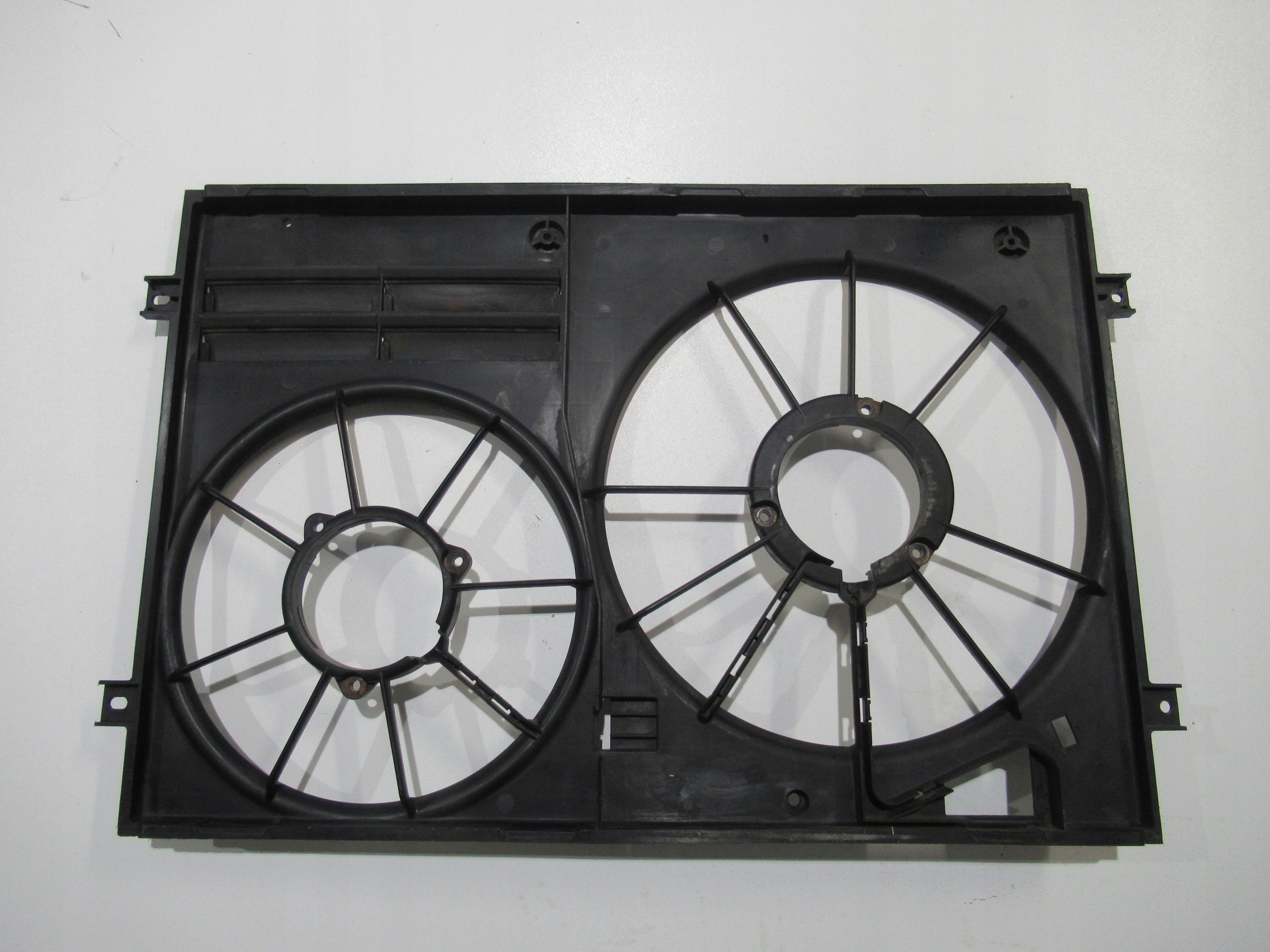 obal ventylátorov VW AUDI SKODA 1K0121207N