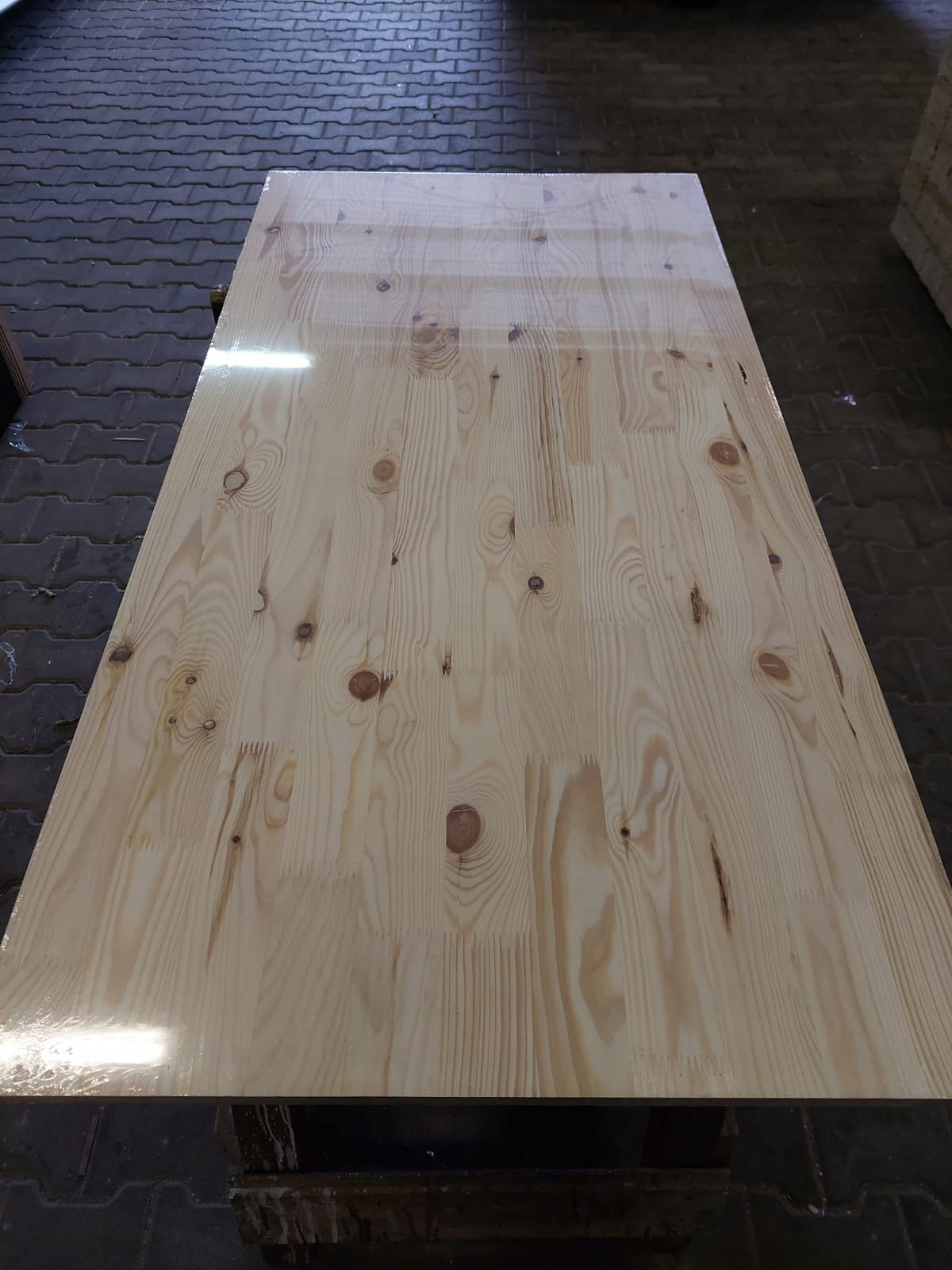 PÓŁKA ŚCIENNA DREWNIANA KLEJONA SOSNOWA SUROWA SOSNA SĘKATA 1200X300X18 EAN (GTIN) 6905612233294