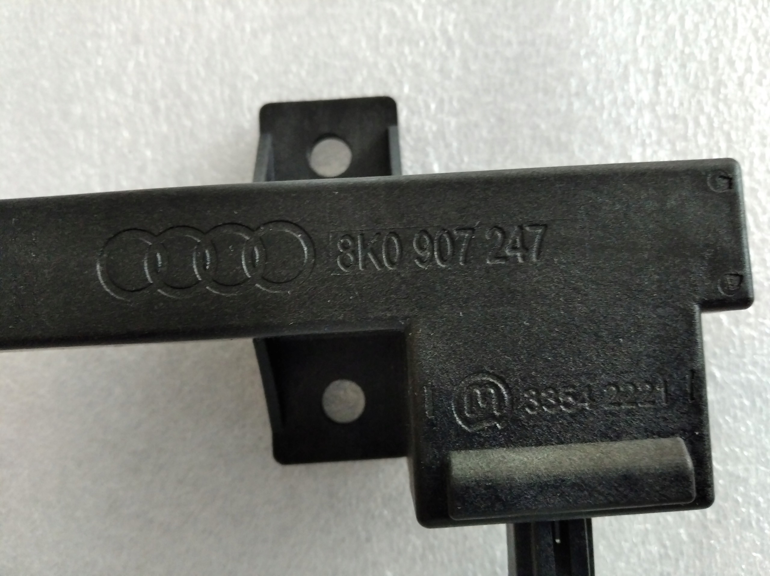 8K0907247 MODUŁ ANTENA KESSY TOUAREG A4 A6 A8 A7 Producent części Audi OE
